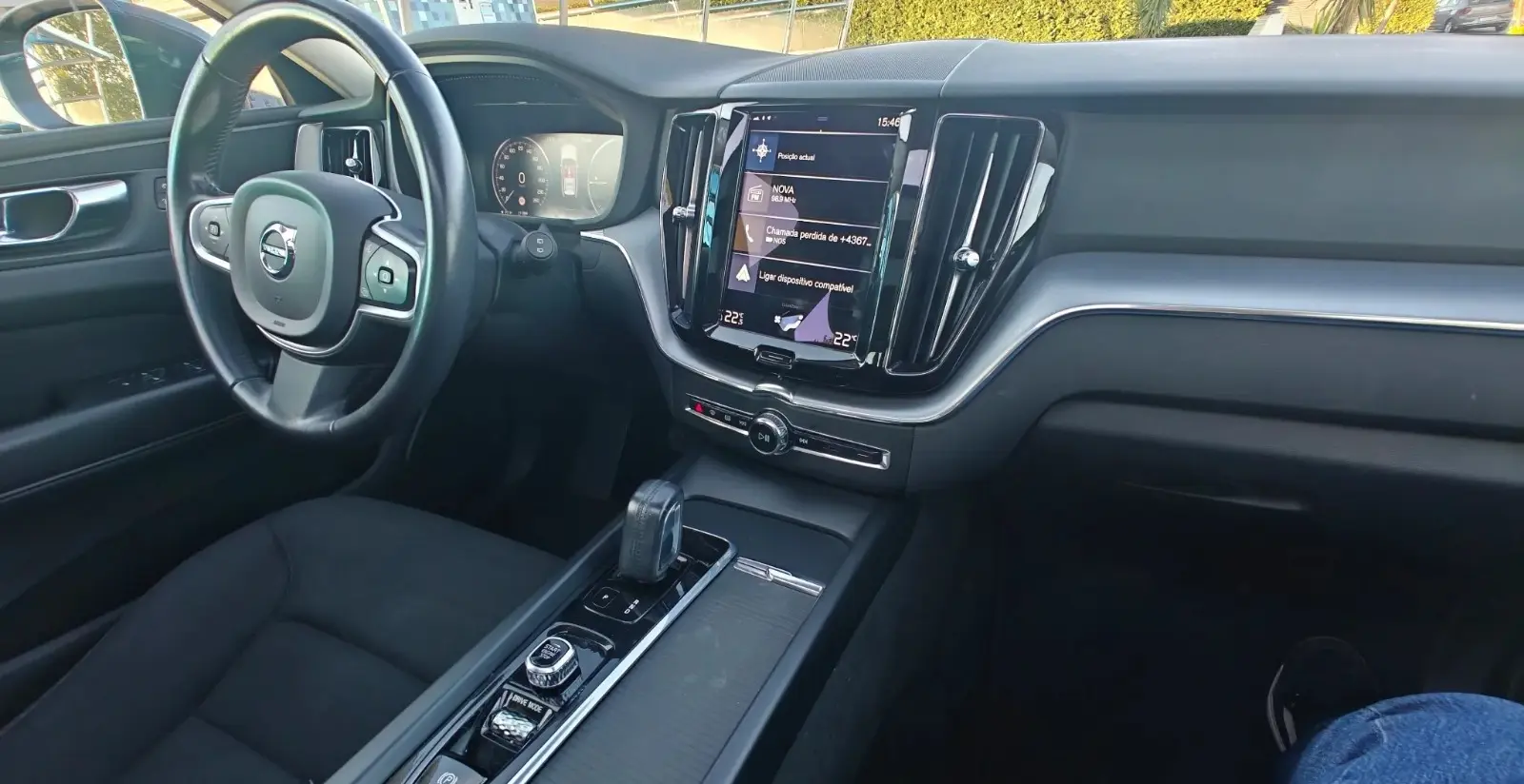 Volvo XC 60 T6 AWD Recharge Geartronic Inscription Expression 9