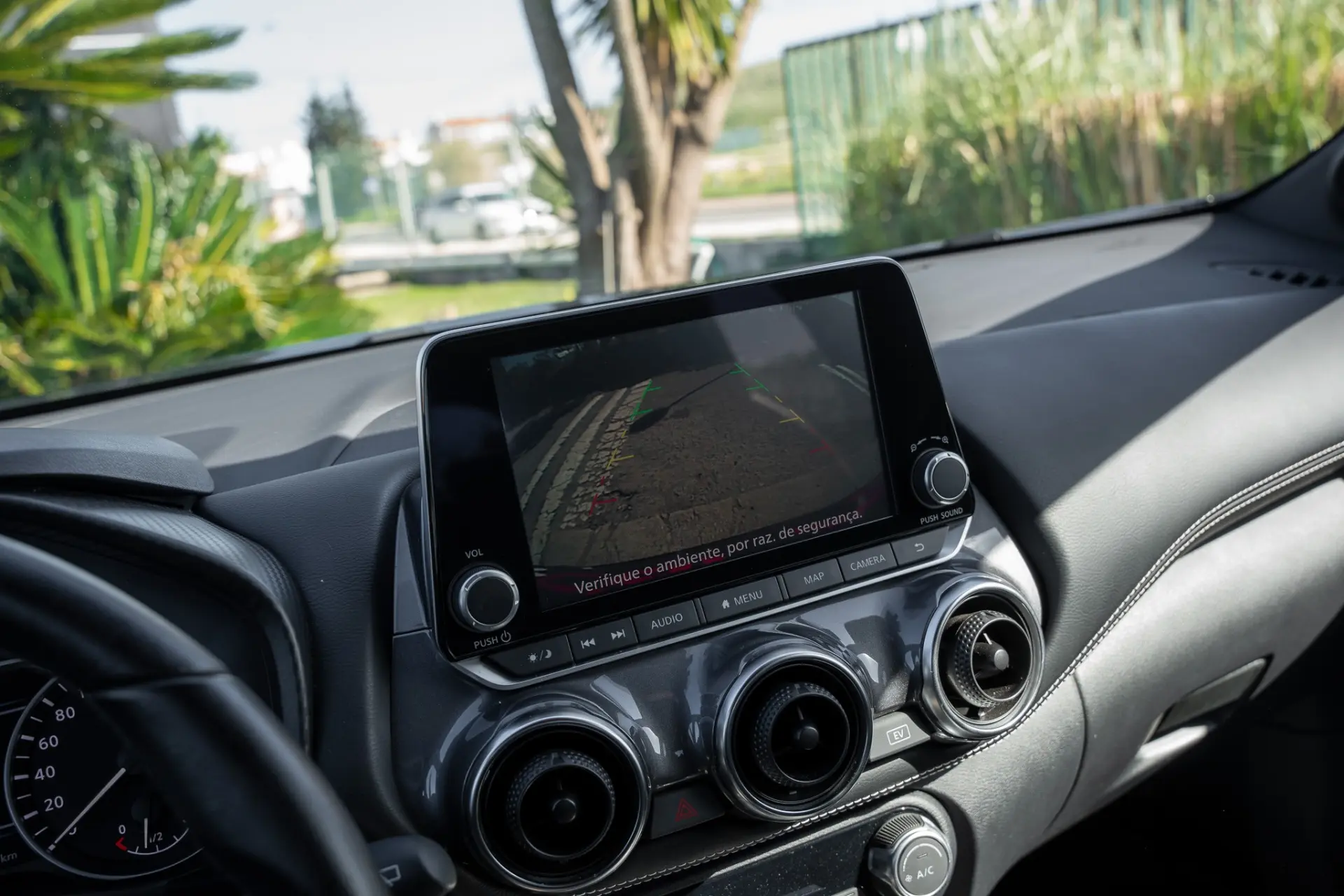 Nissan Juke 1.6 Hybrid N-Connecta NAV. 15