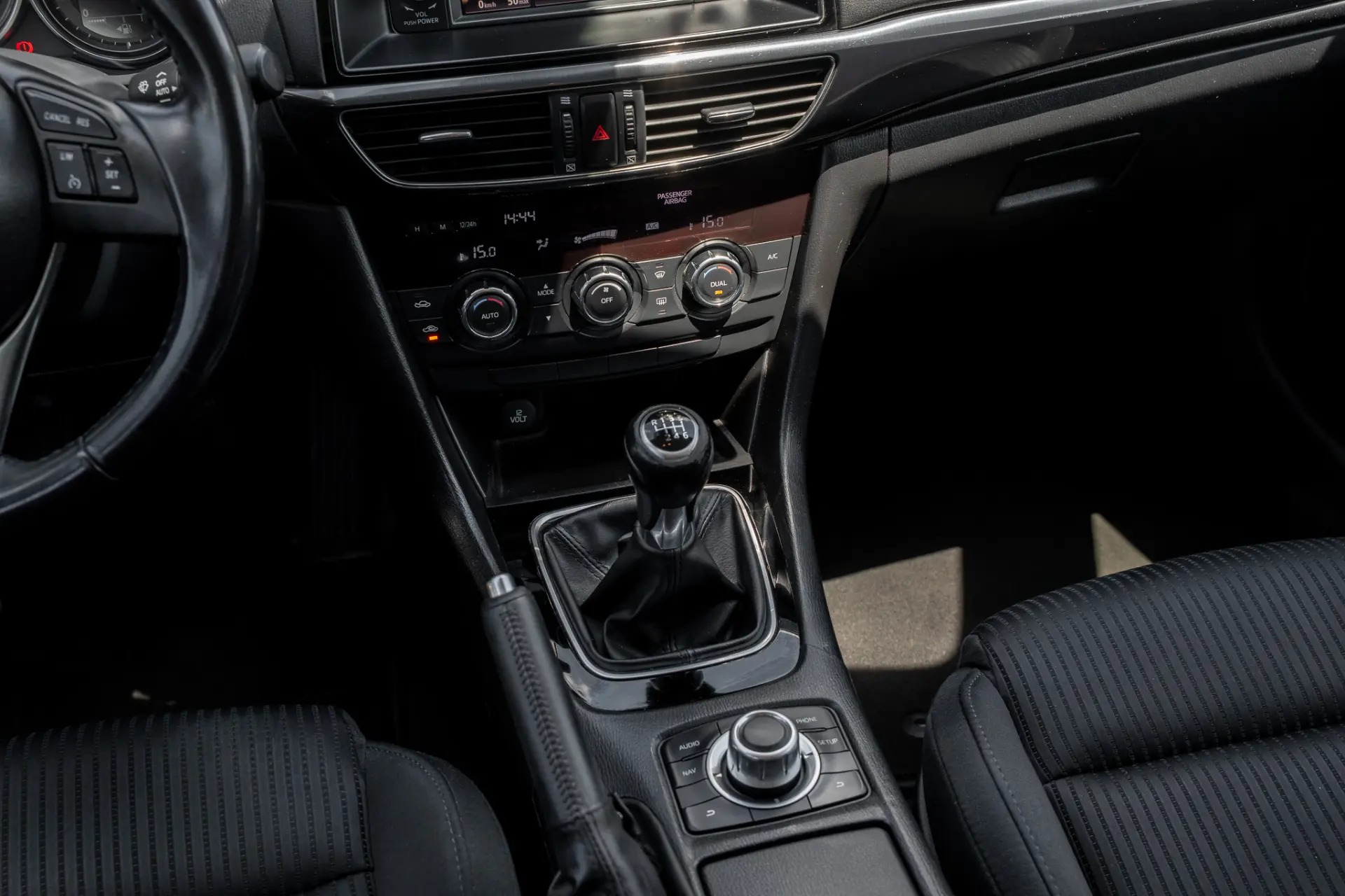 Mazda 6 2.2 SKY-D Excellence Navi 18