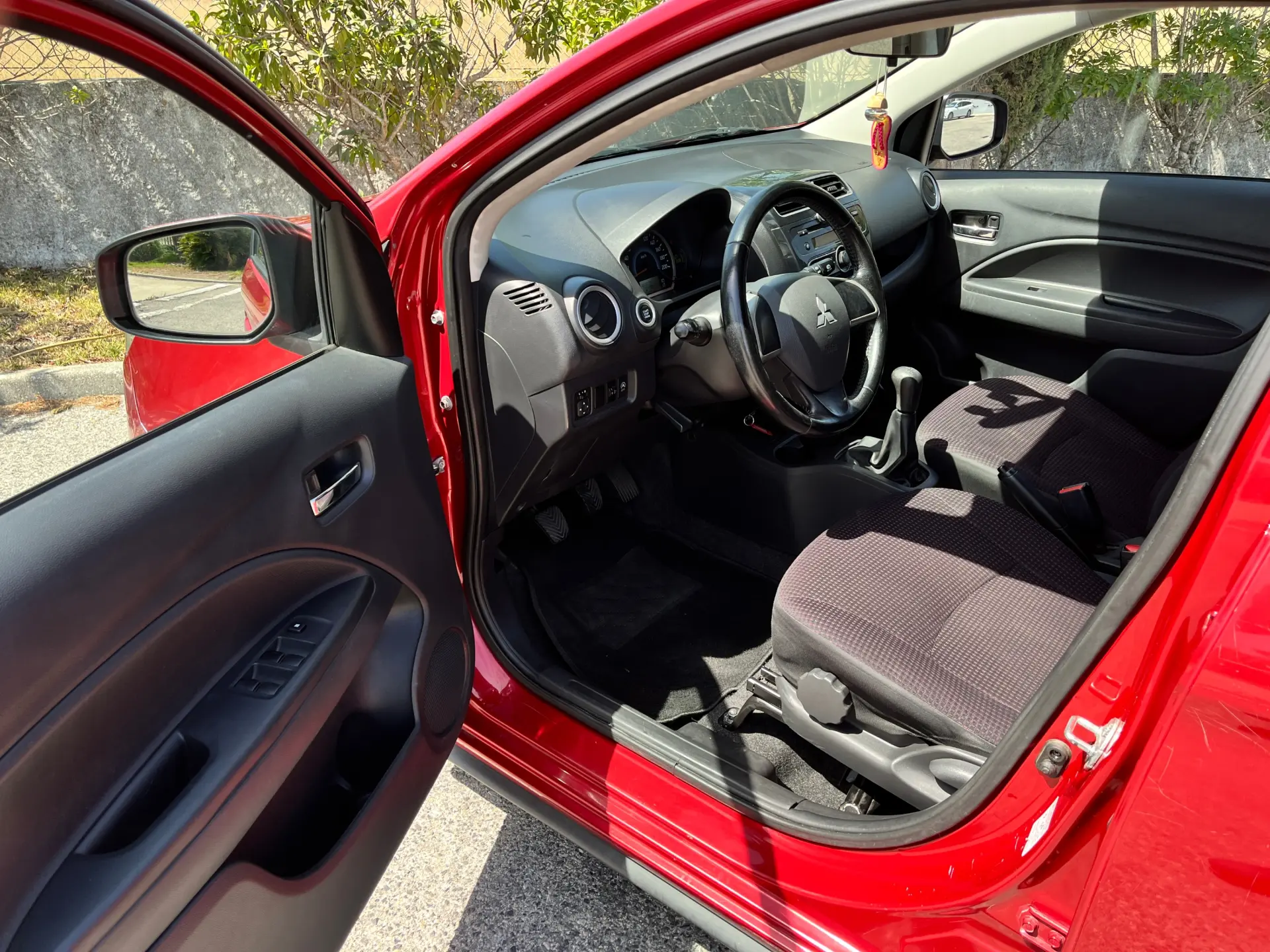 Mitsubishi Space Star 1.2 Intense 19