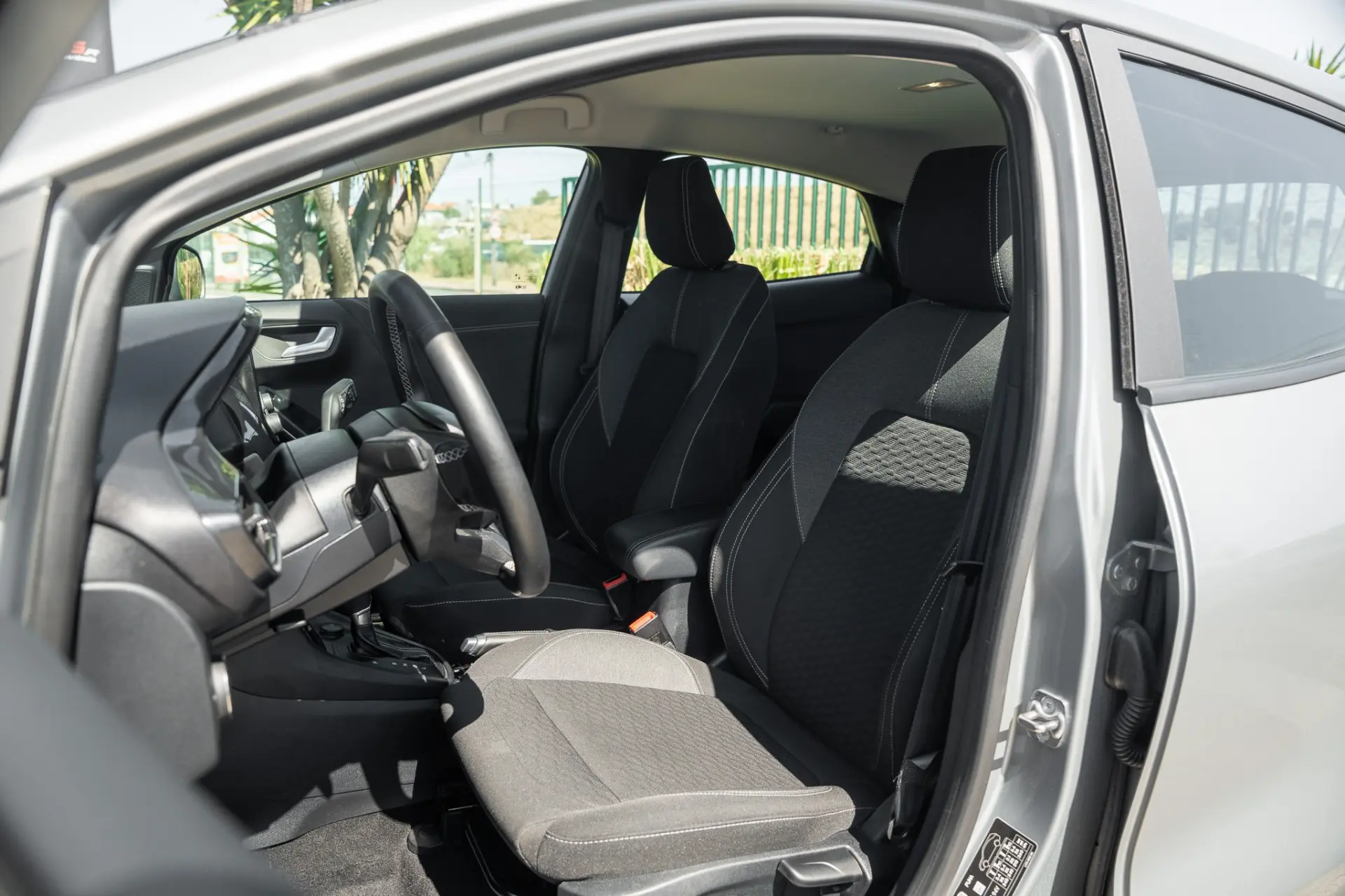 Ford Puma 1.0 EcoBoost MHEV Titanium 17