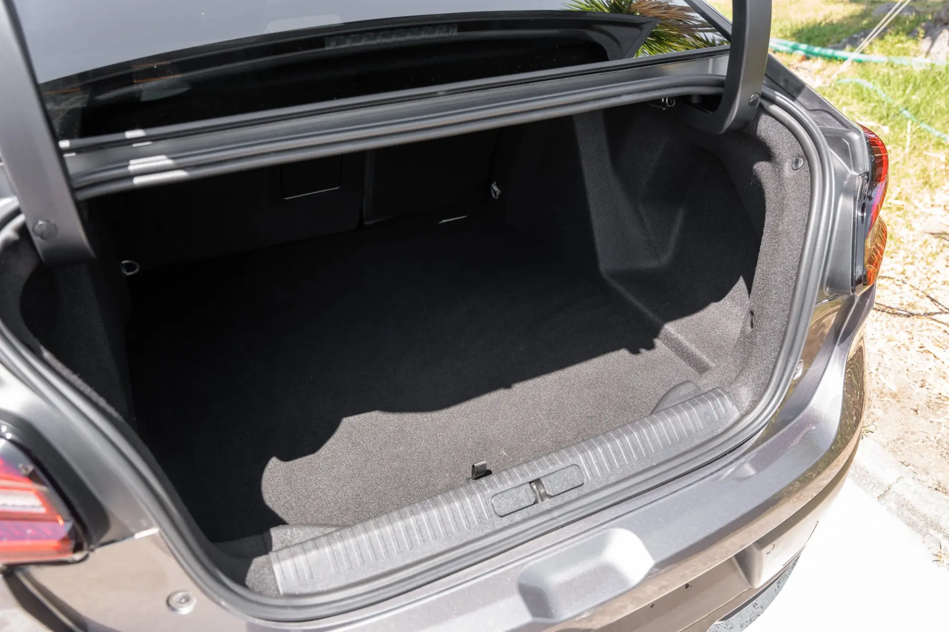 Citroen e-C4 X Shine 30