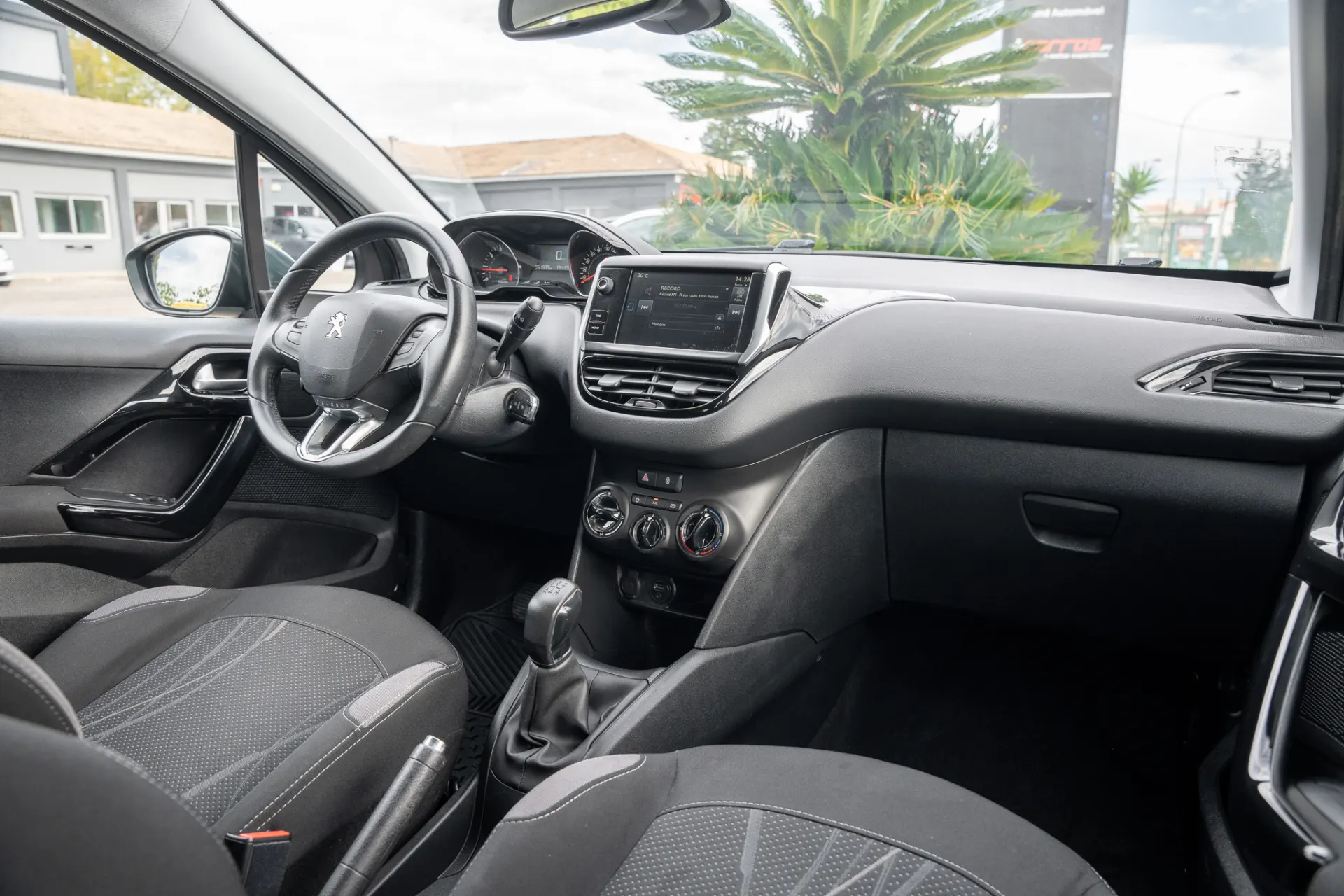 Peugeot 208 1.2 PureTech Active 10