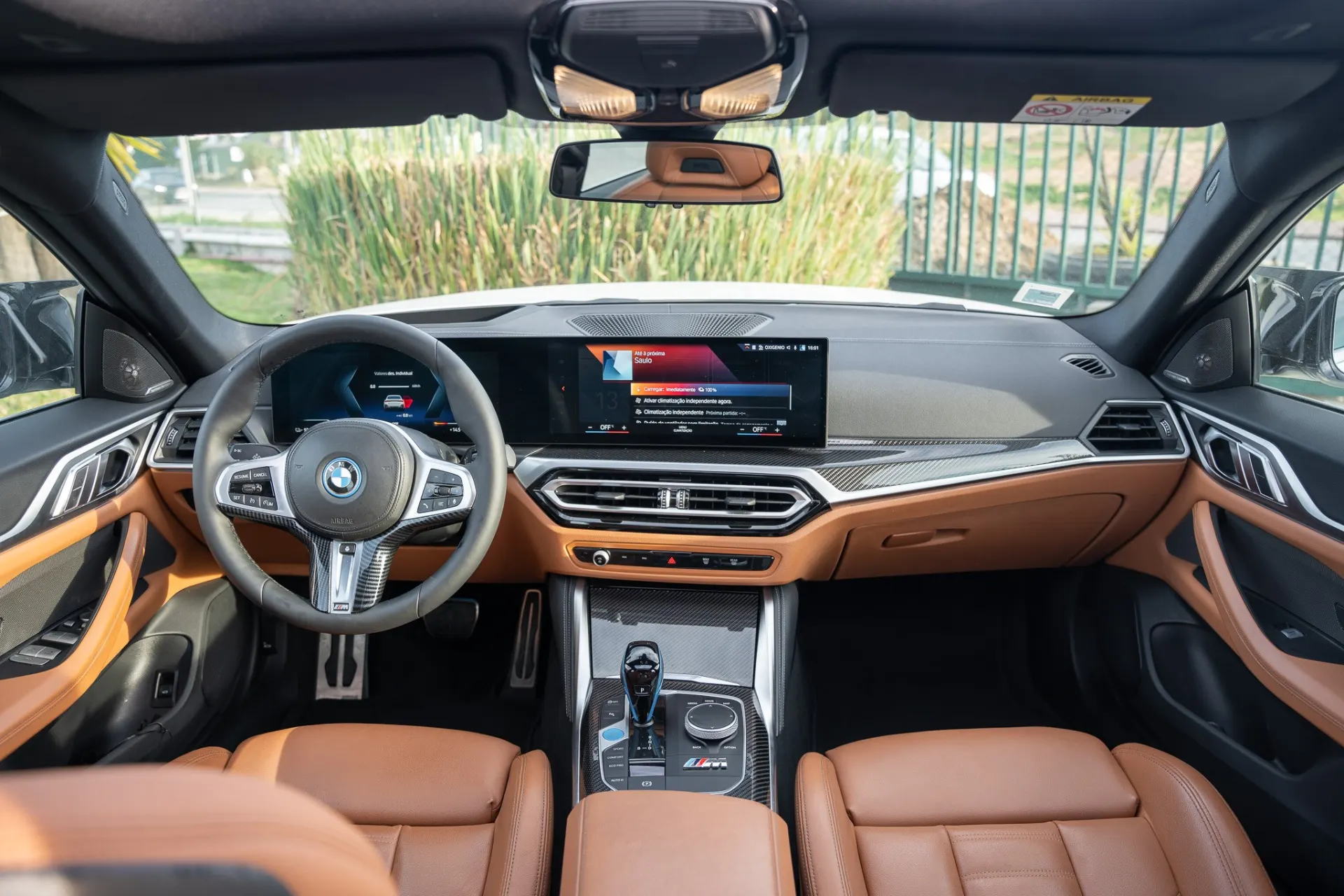 BMW i4 eDrive40 Pack Desportivo M 9