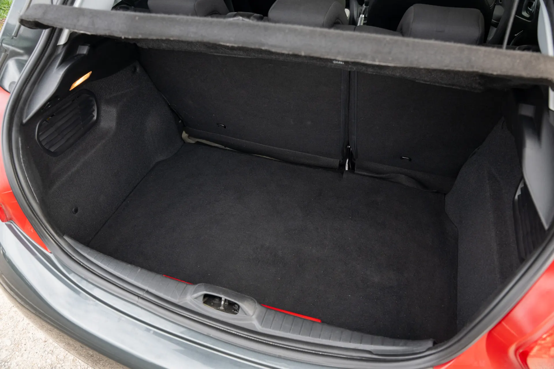 Peugeot 208 1.2 PureTech Active 14