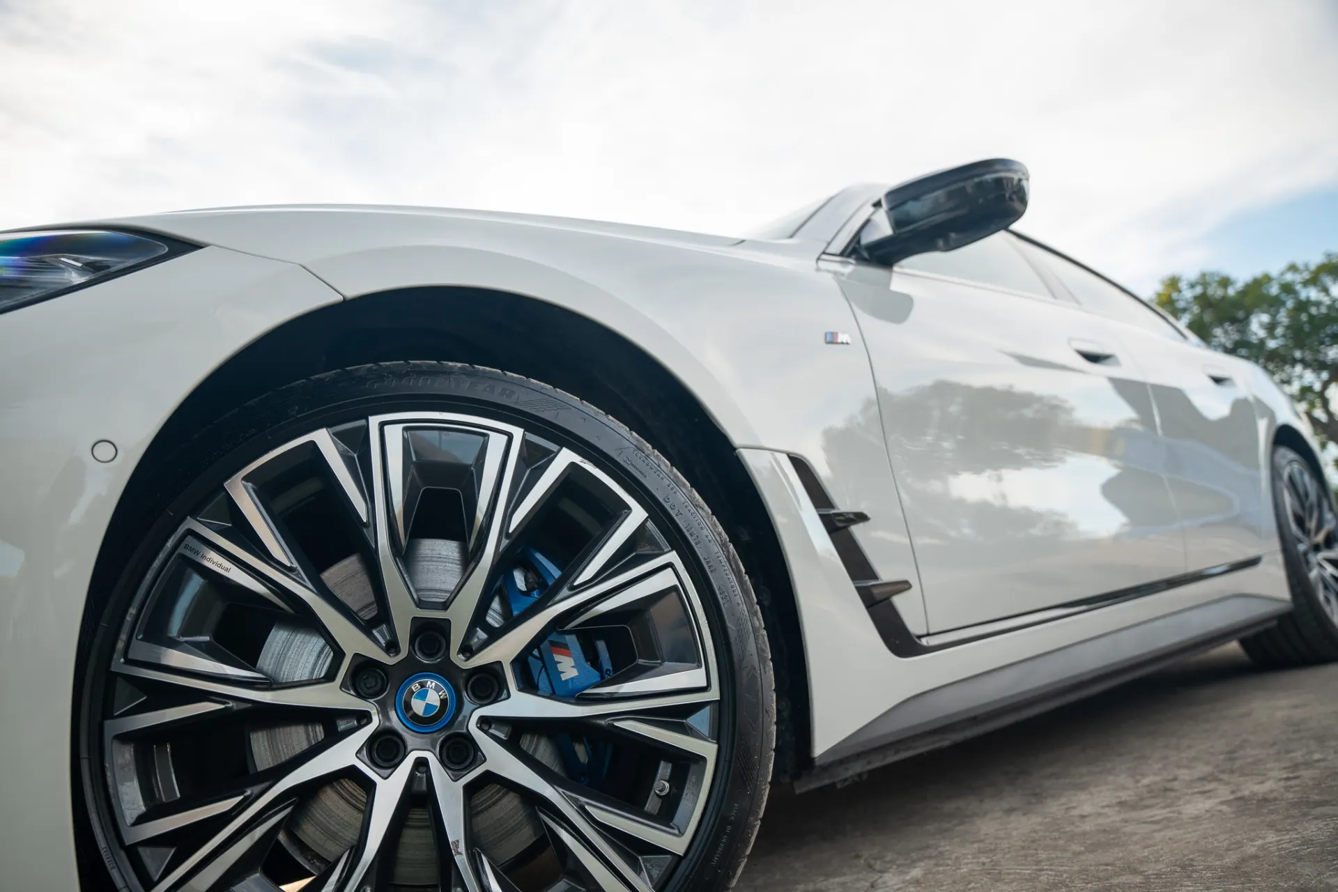 BMW i4 eDrive40 Pack Desportivo M 2