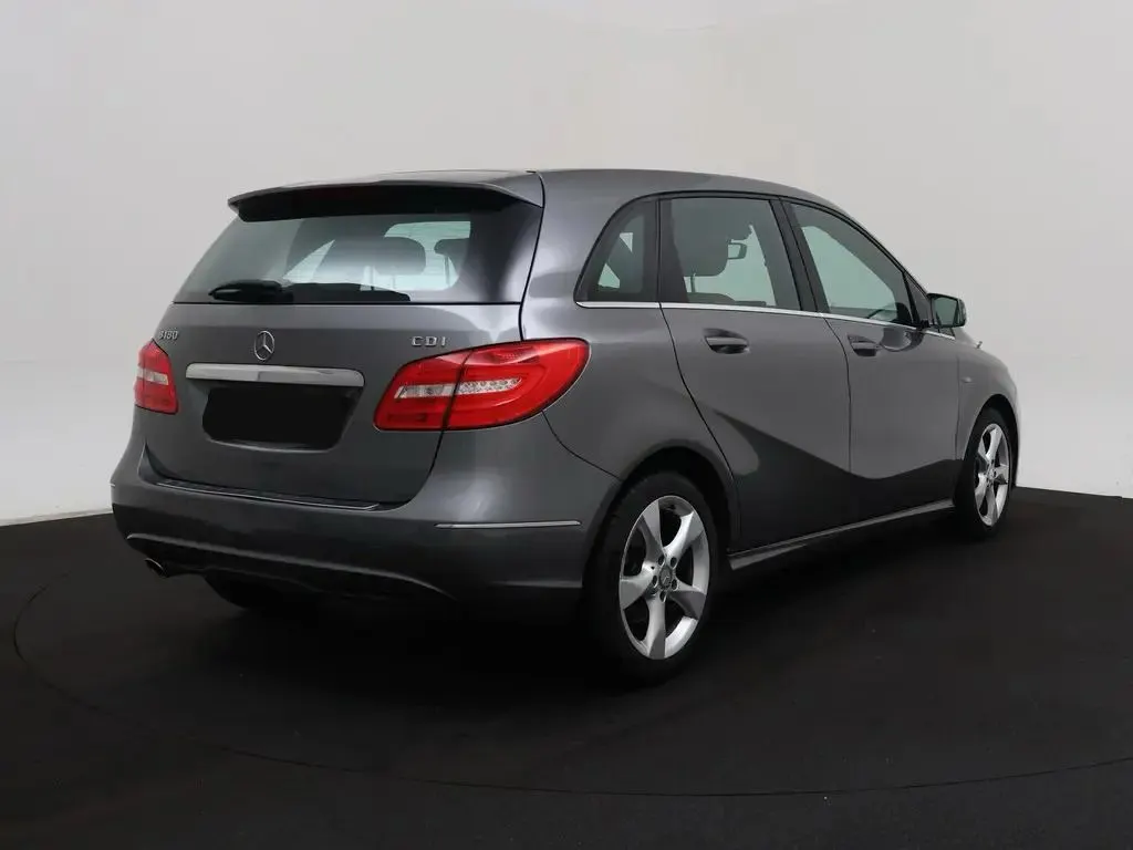 Mercedes-Benz B 180 CDI BlueEFFICIENCY Aut. 6