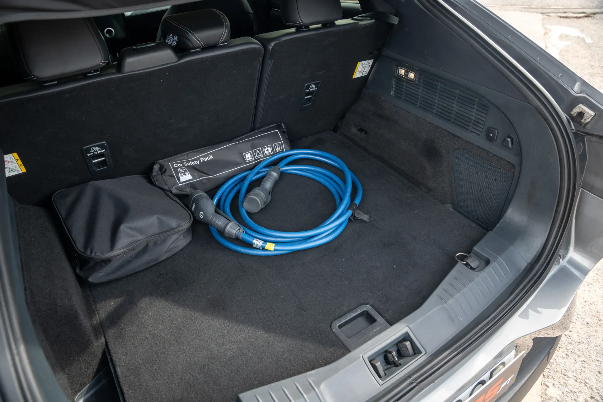 Ford Mustang Mach-E Standard 27