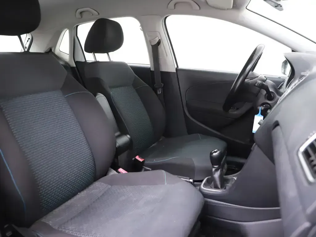 Volkswagen Polo 1.4 TDi BlueMotion 16