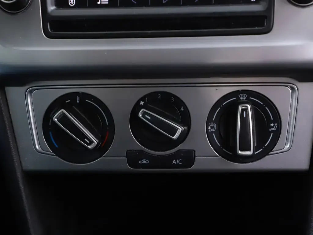 Volkswagen Polo 1.4 TDi BlueMotion 13