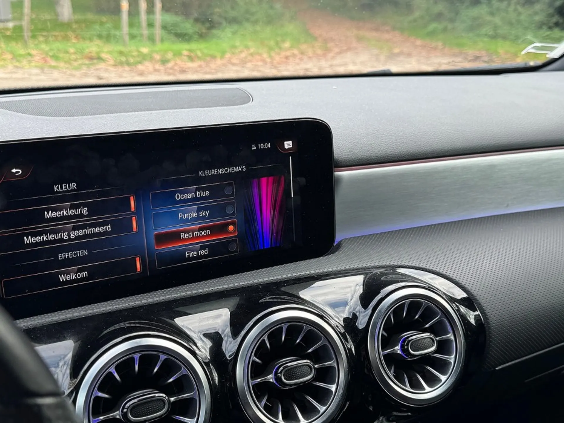 Mercedes-Benz A 250 Limousine e AMG Line 12