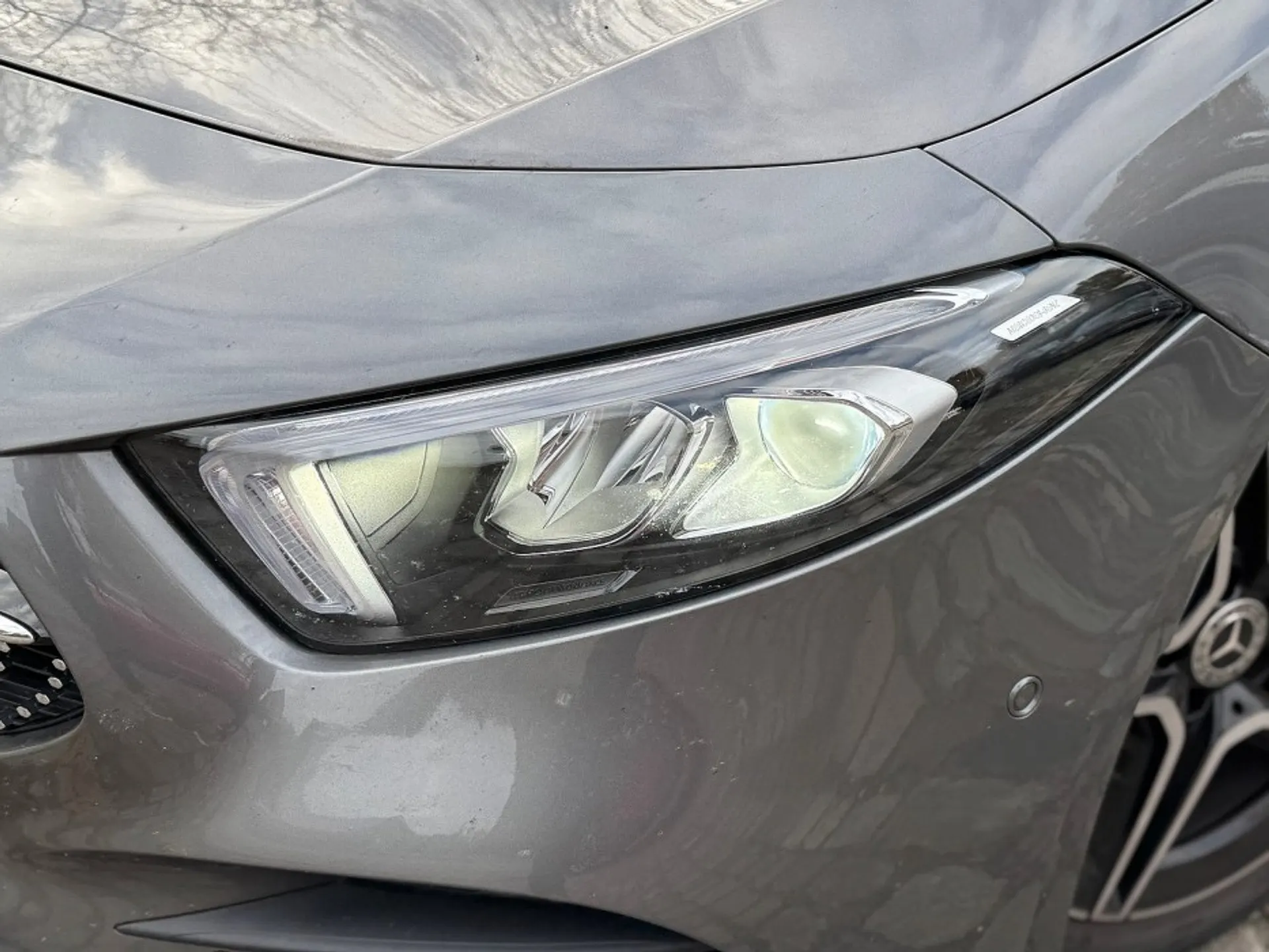 Mercedes-Benz A 250 Limousine e AMG Line 3