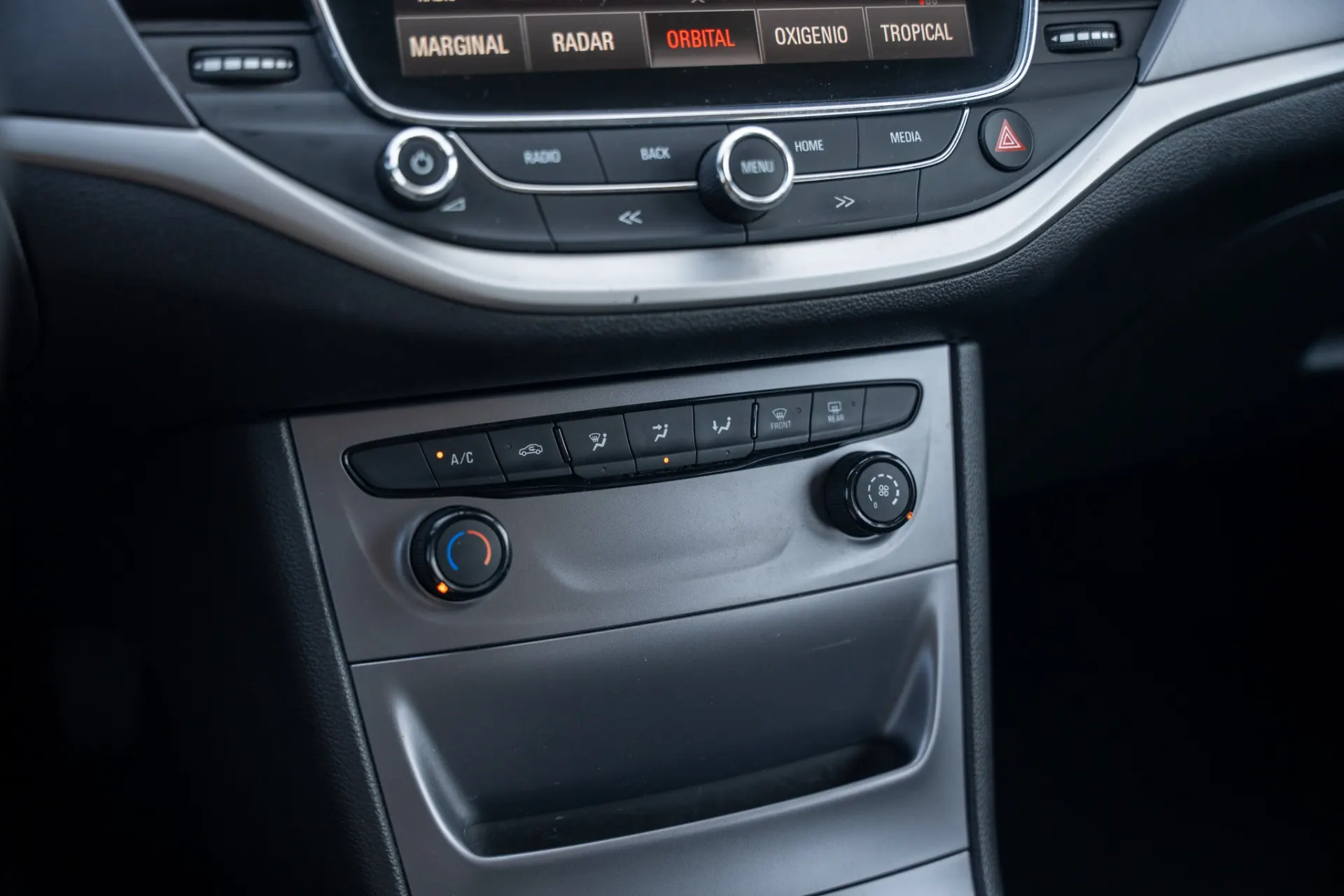 Opel Astra Sports Tourer 1.6 CDTI Innovation S/S 11