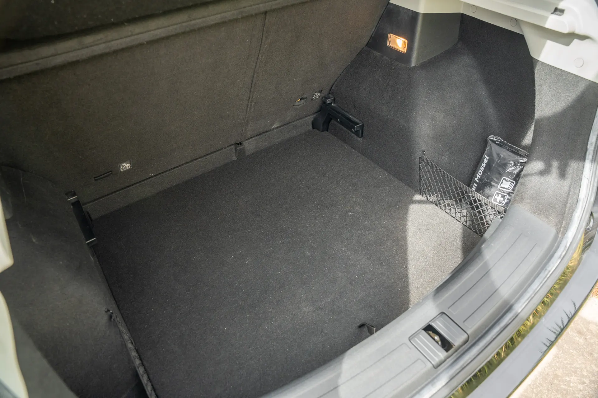 MG ZS EV 44.5 kWh Luxury 18