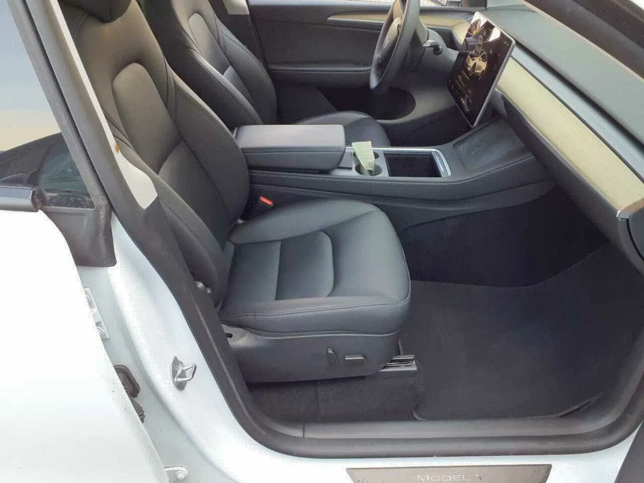 Tesla Model Y Tração Traseira 5