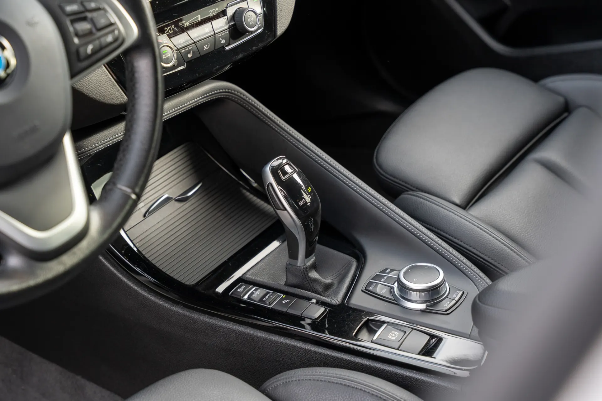 BMW X2 18 d sDrive Auto Pack M 14