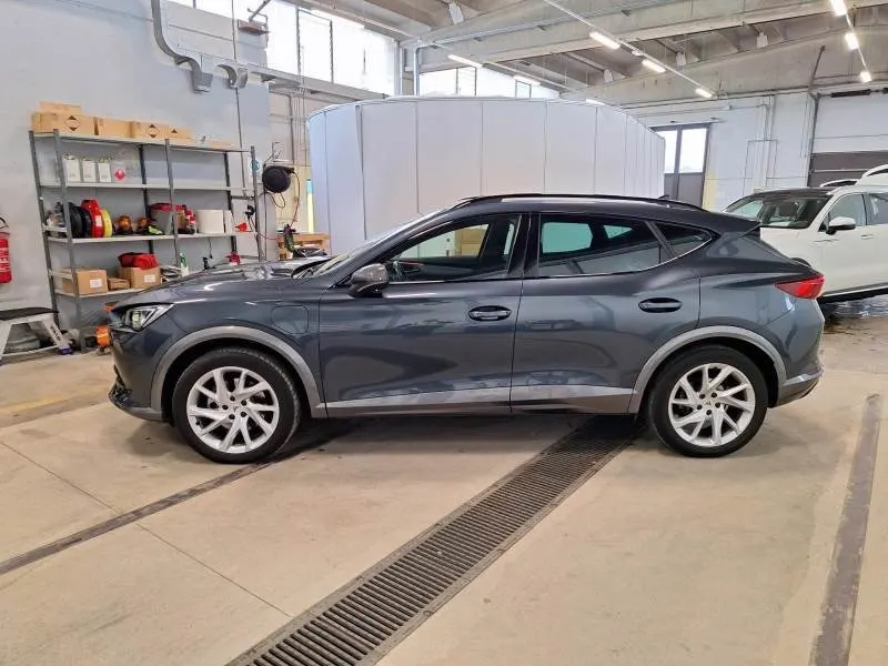 Cupra Formentor 1.4 e-Hybrid DSG 5