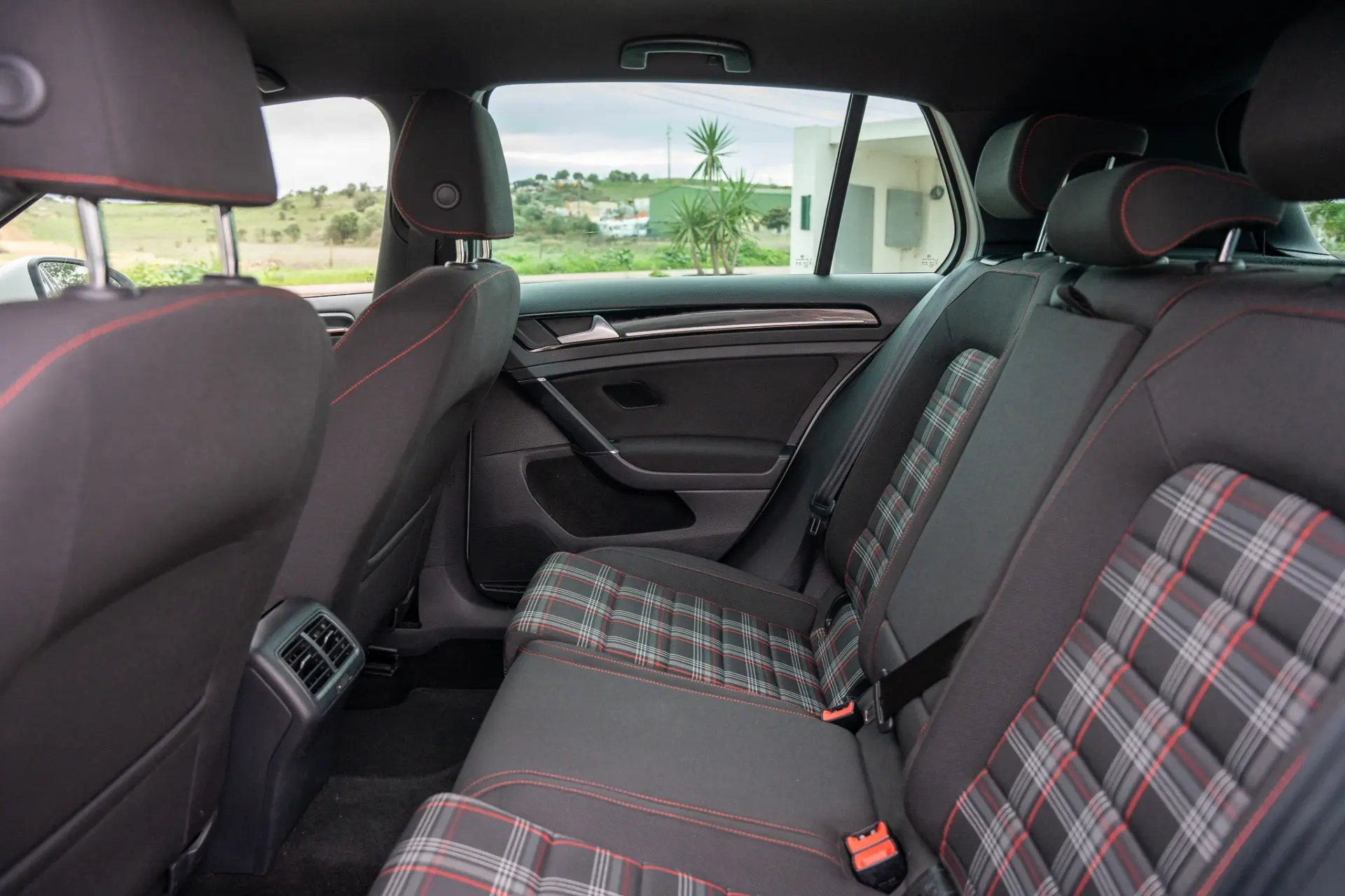 Volkswagen Golf 2.0 TSi R20 DSG 19