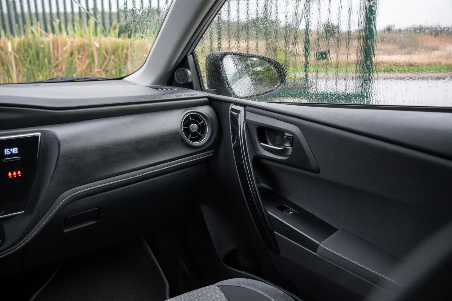 Toyota Auris 1.8 HSD Active 15