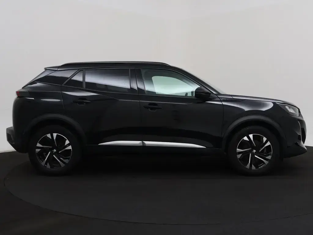 Peugeot e-2008 50 kWh Allure 6