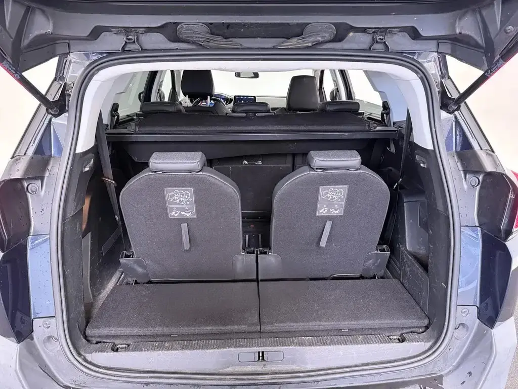 Peugeot 5008 1.2 PureTech Allure 24