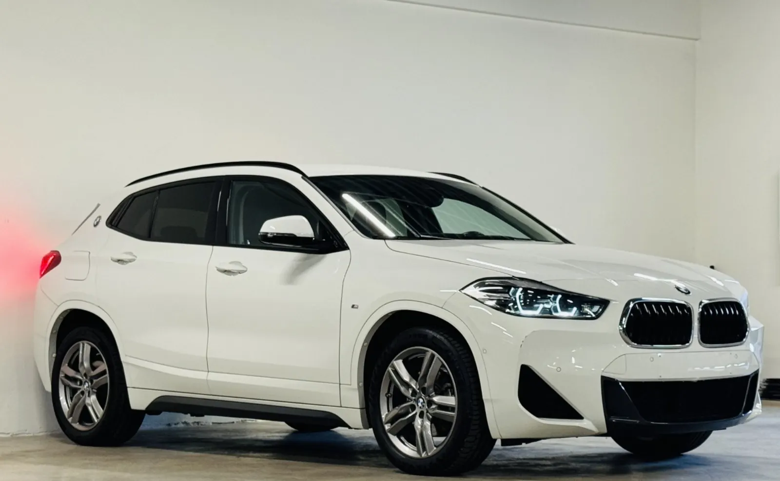 BMW X2 18 d sDrive Auto Pack M 4