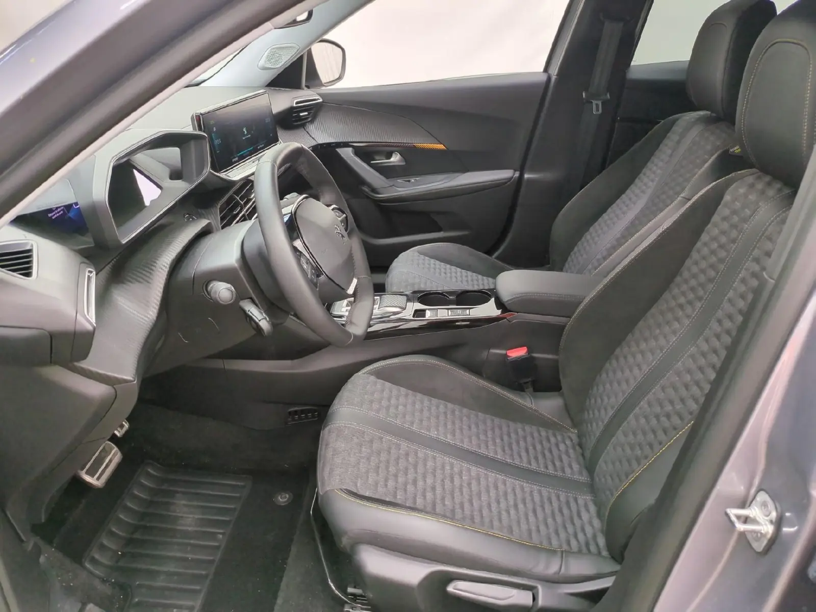 Peugeot e-2008 50 kWh Allure Pack 11