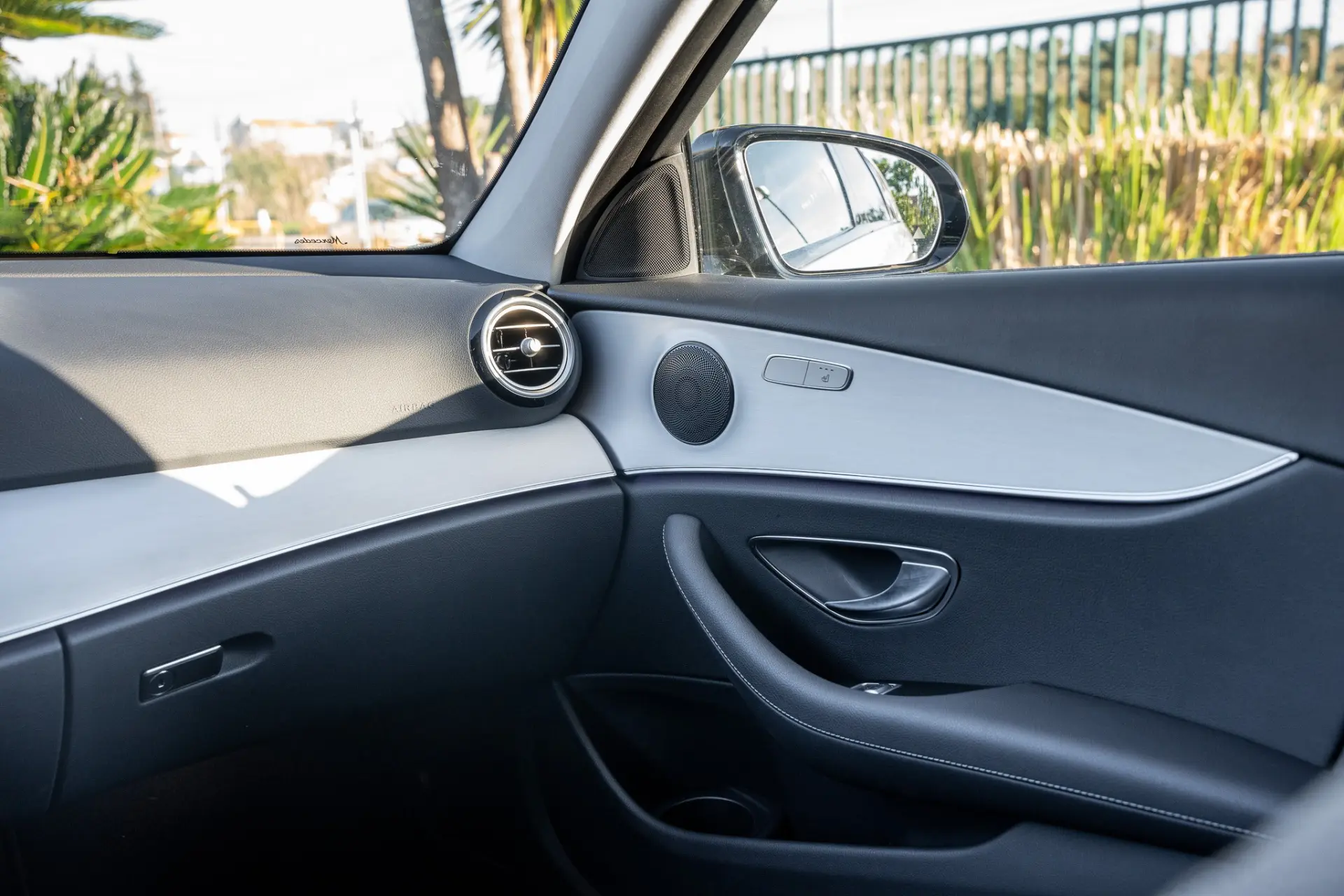 Mercedes-Benz E 300 de Avantgarde 4Matic 23