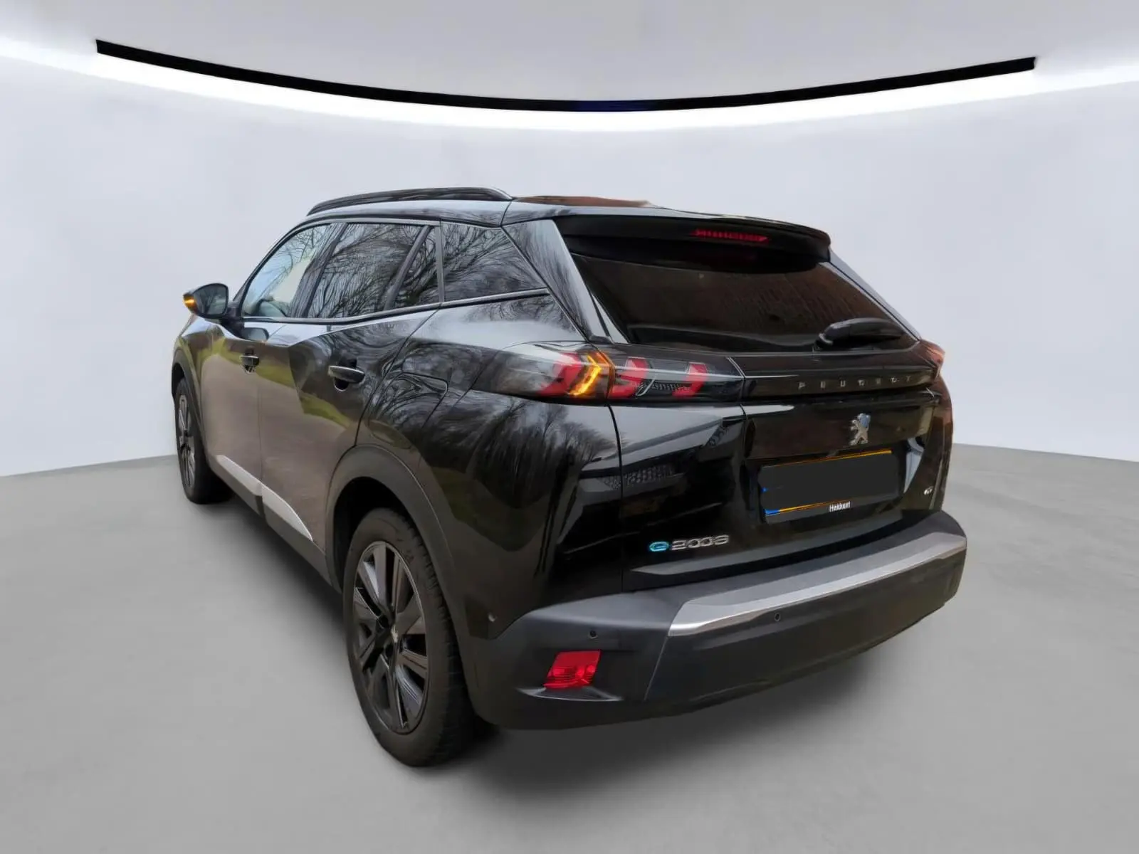 Peugeot e-2008 50 kWh GT 6