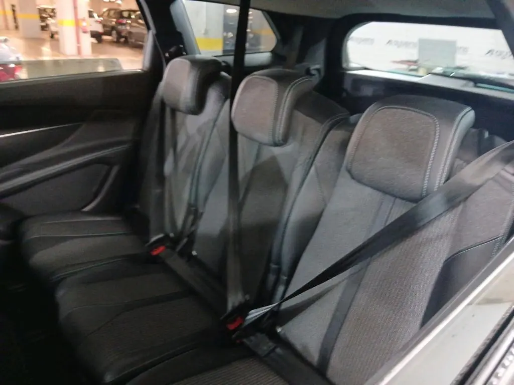 Peugeot 5008 1.5 BlueHDi Allure EAT8 13