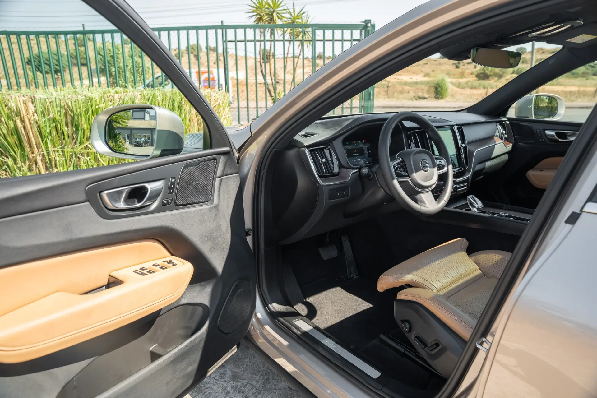 Volvo XC 60 T8 AWD Recharge Ultimate Bright 21