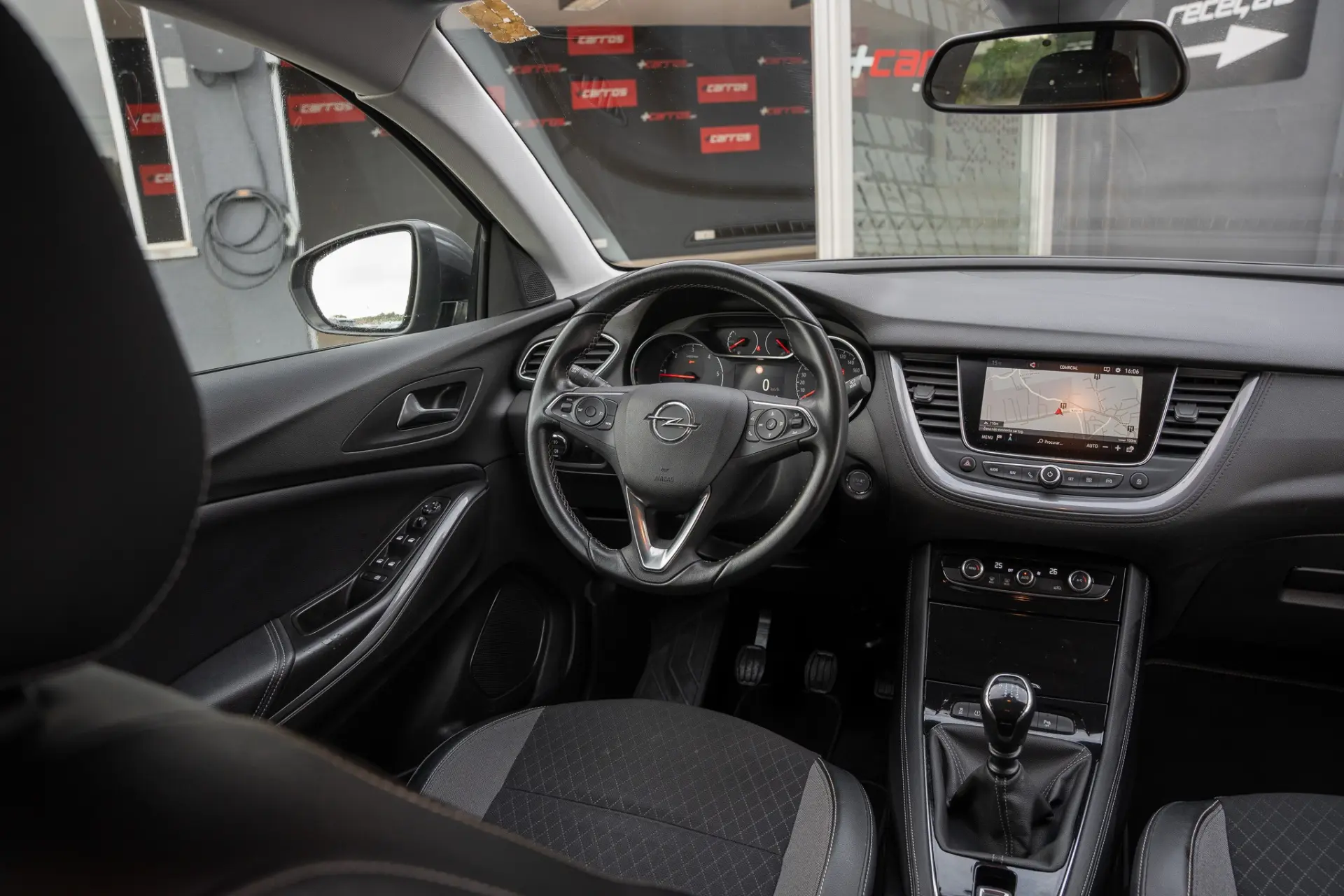 Opel Grandland X 1.6 D S&S Ultimate 13