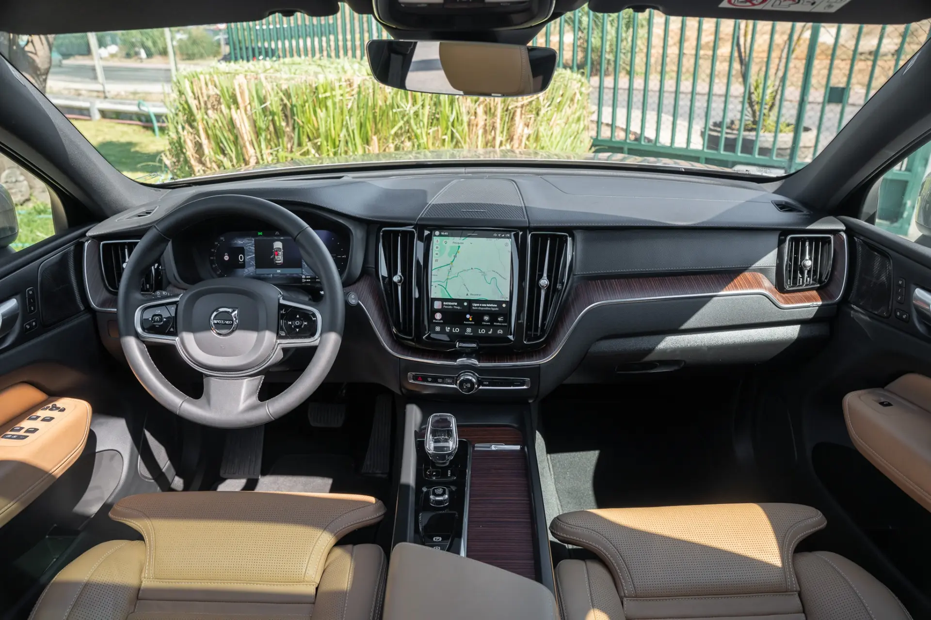 Volvo XC 60 T8 AWD Recharge Ultimate Bright 11