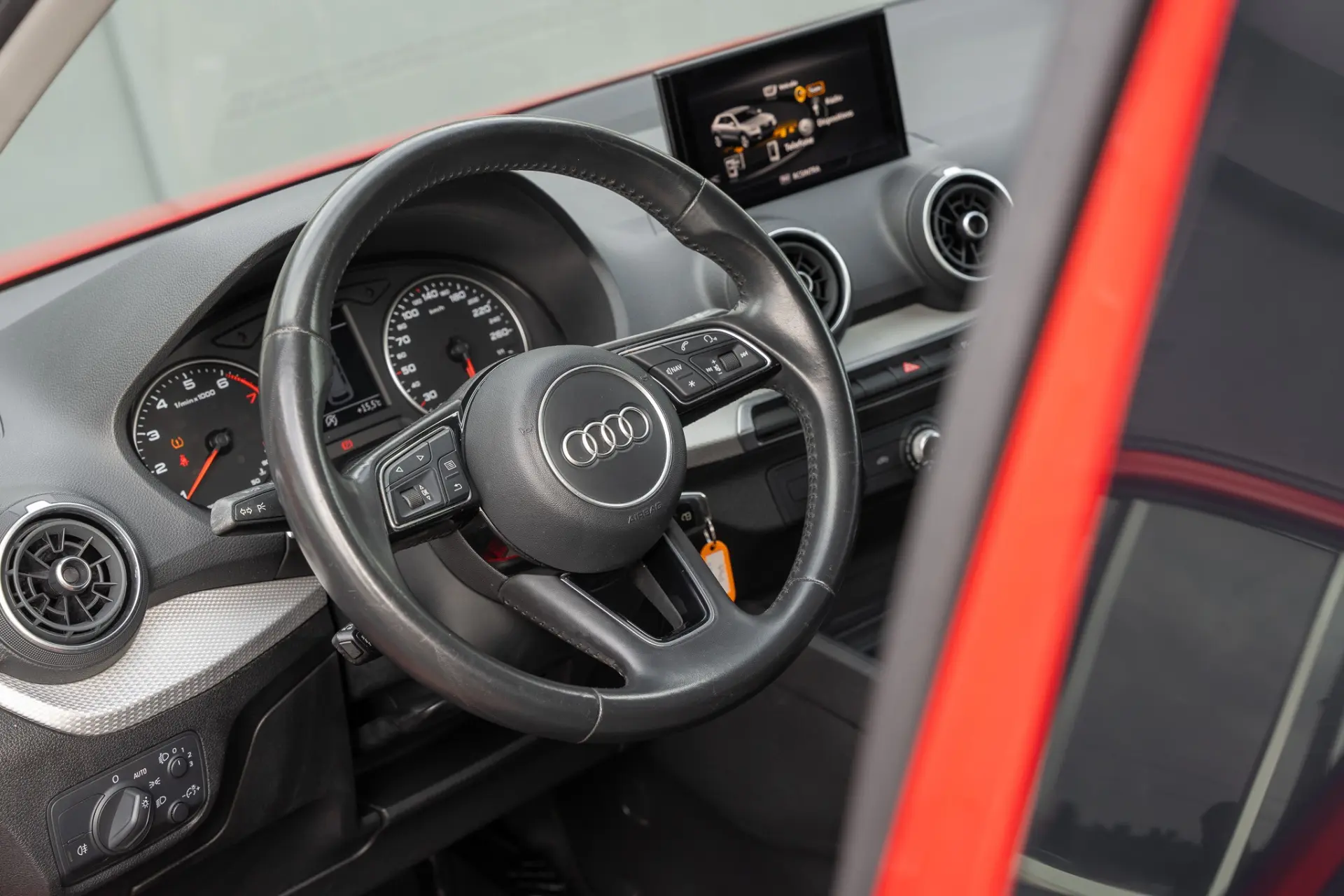 Audi Q2 30 TFSI Advanced 16