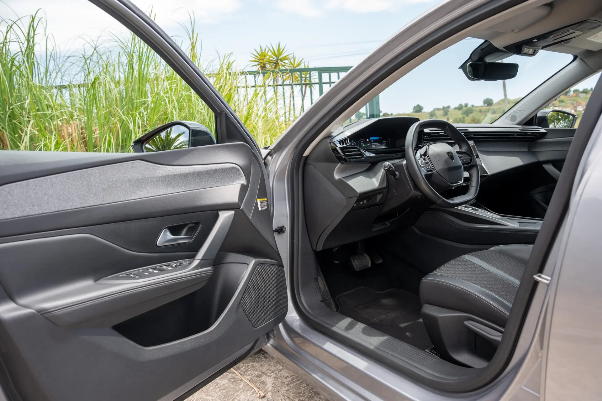 Peugeot 308 SW 1.6 Hybrid Allure e-EAT8 22
