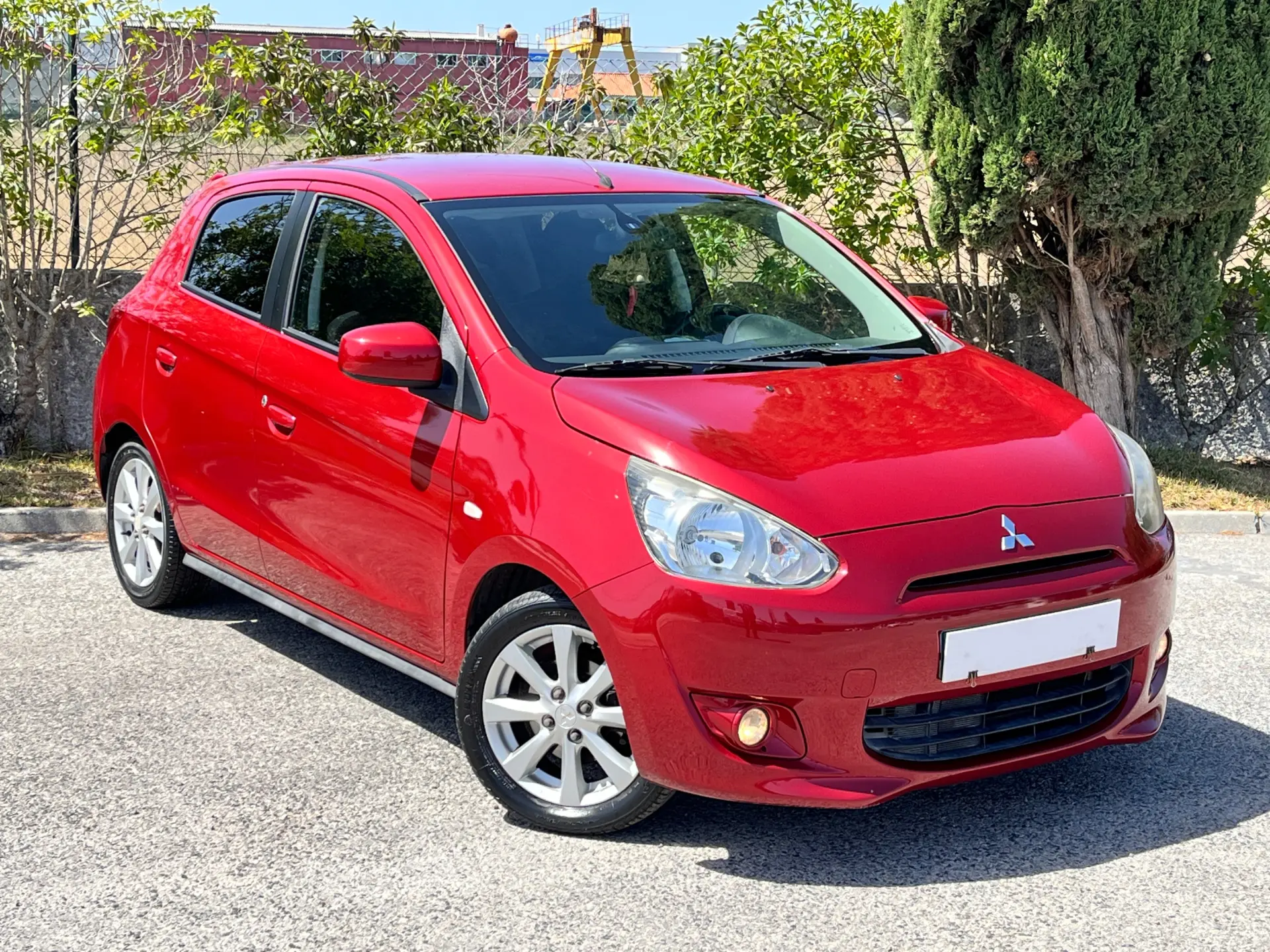 Mitsubishi Space Star 1.2 Intense 1