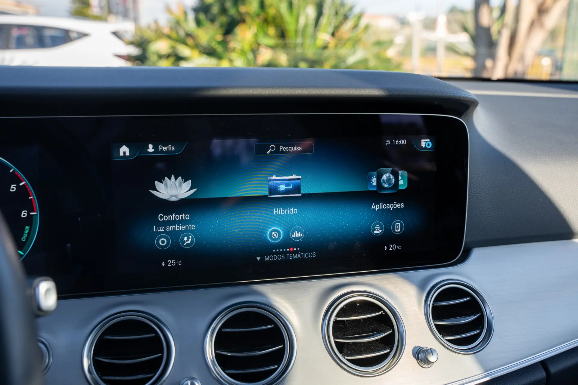 Mercedes-Benz E 300 de Avantgarde 4Matic 14