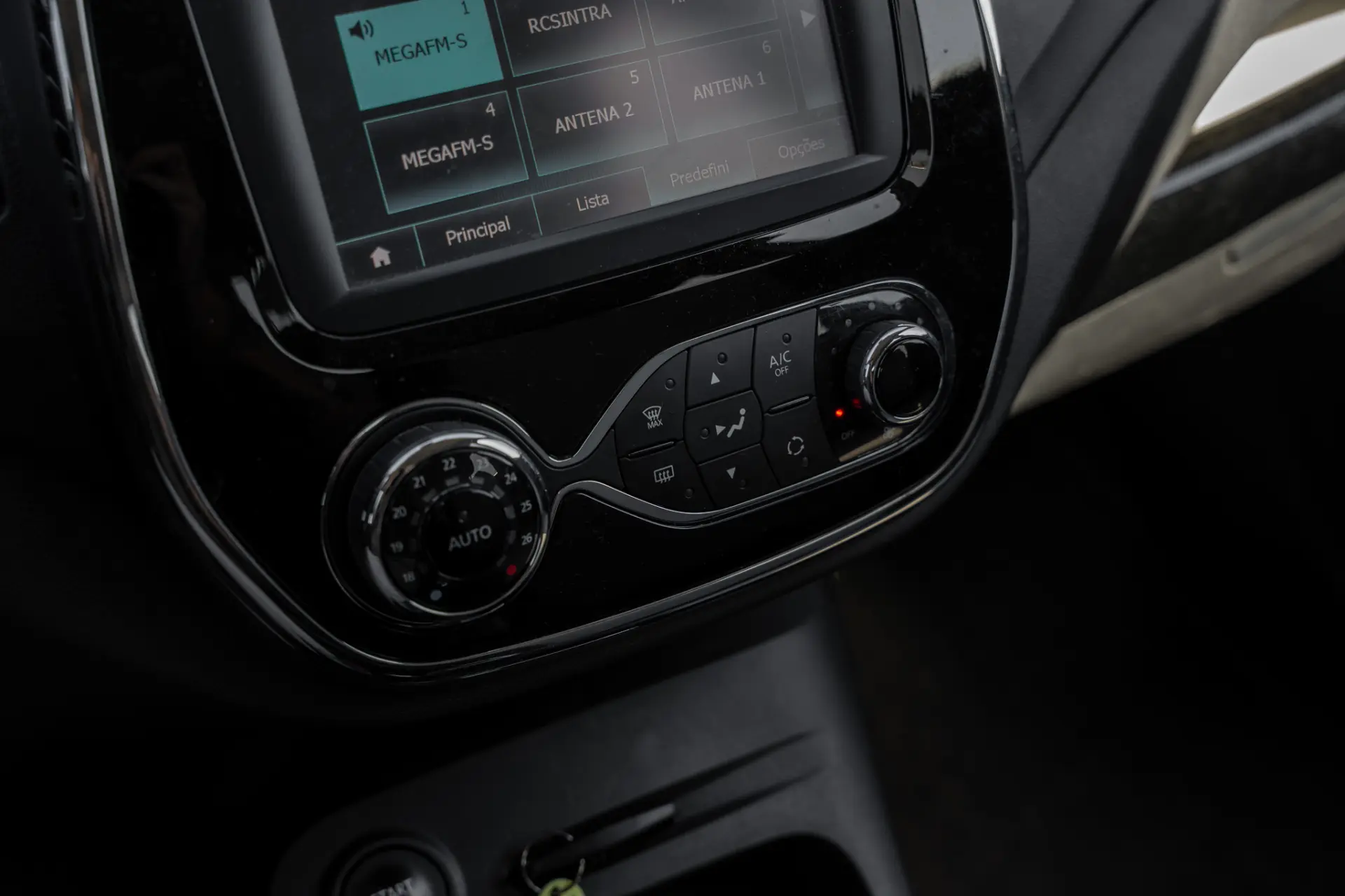 Renault Captur ENERGY TCe 90 S&S Dynamique 13