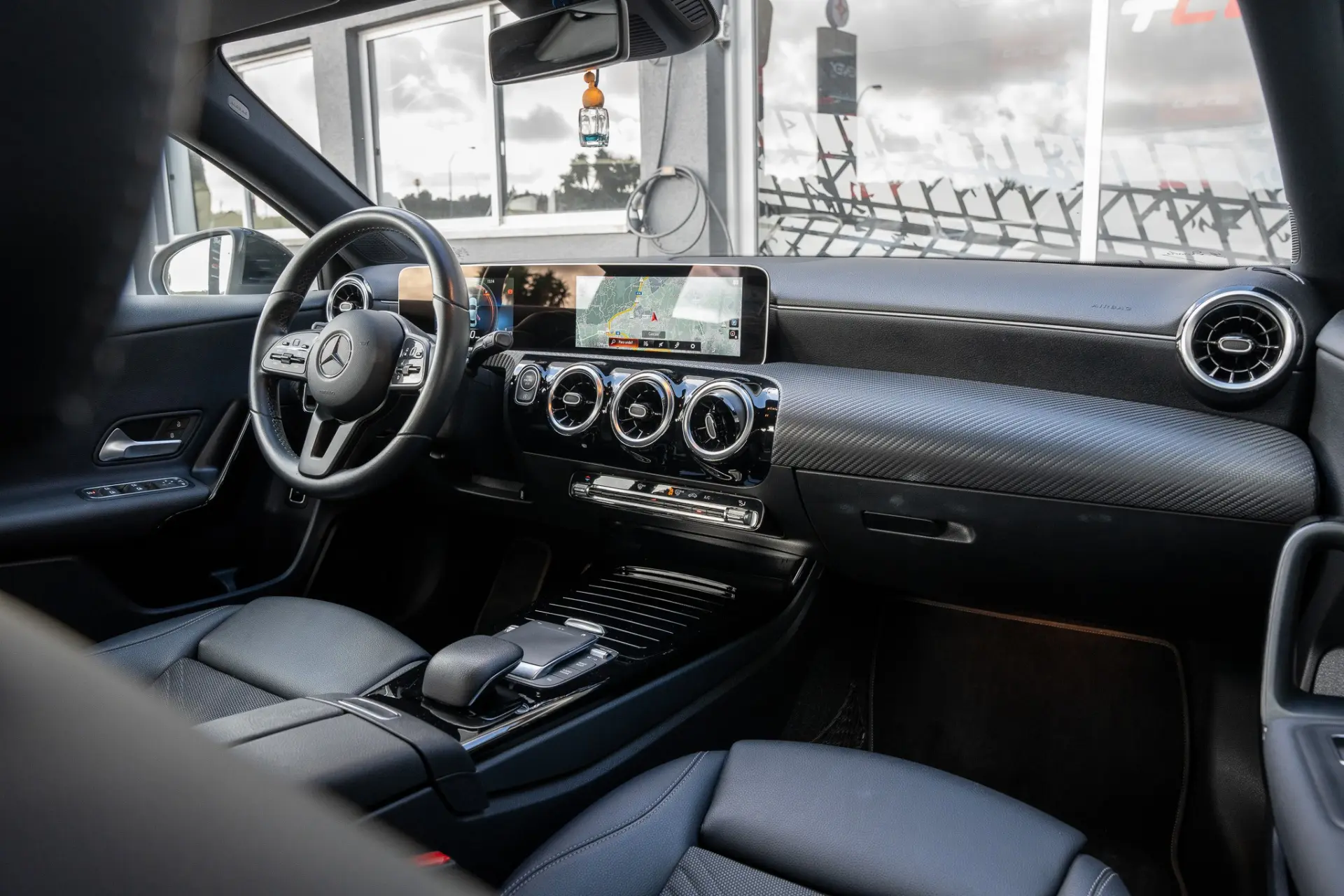 Mercedes-Benz A 180 Limousine d Style Aut. 16