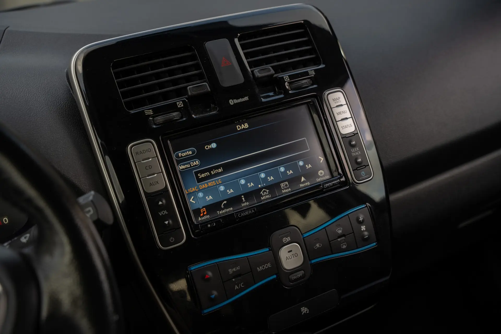 Nissan Leaf Tekna 30 kWh 14