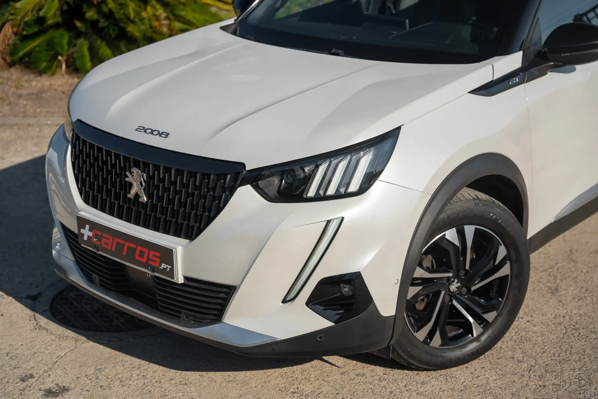 Peugeot 2008 1.2 PureTech GT Line EAT8 3