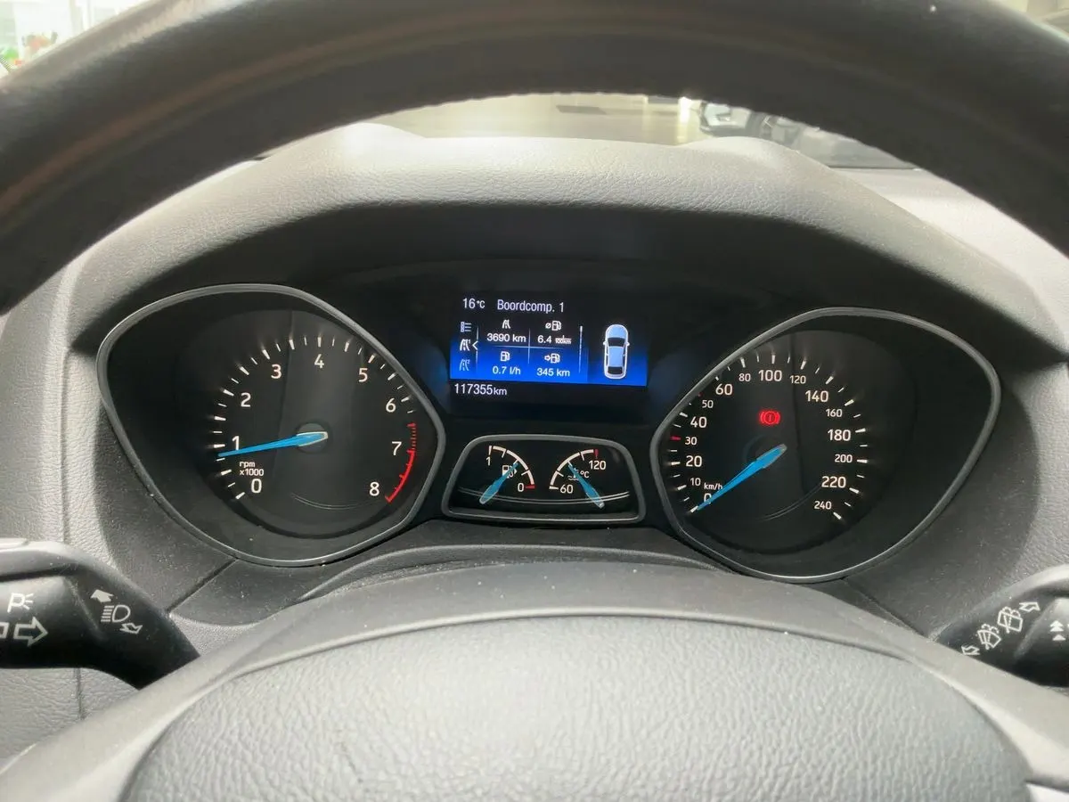 Ford Focus SW 1.0 EcoBoost Business 9