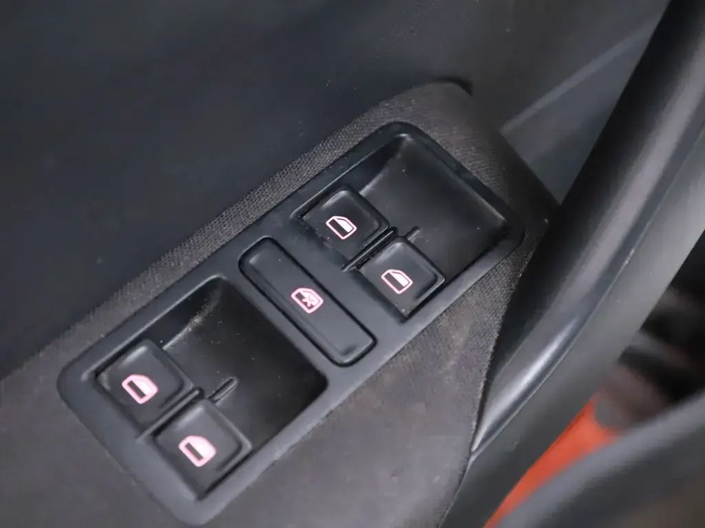 Volkswagen Polo 1.4 TDi BlueMotion 14