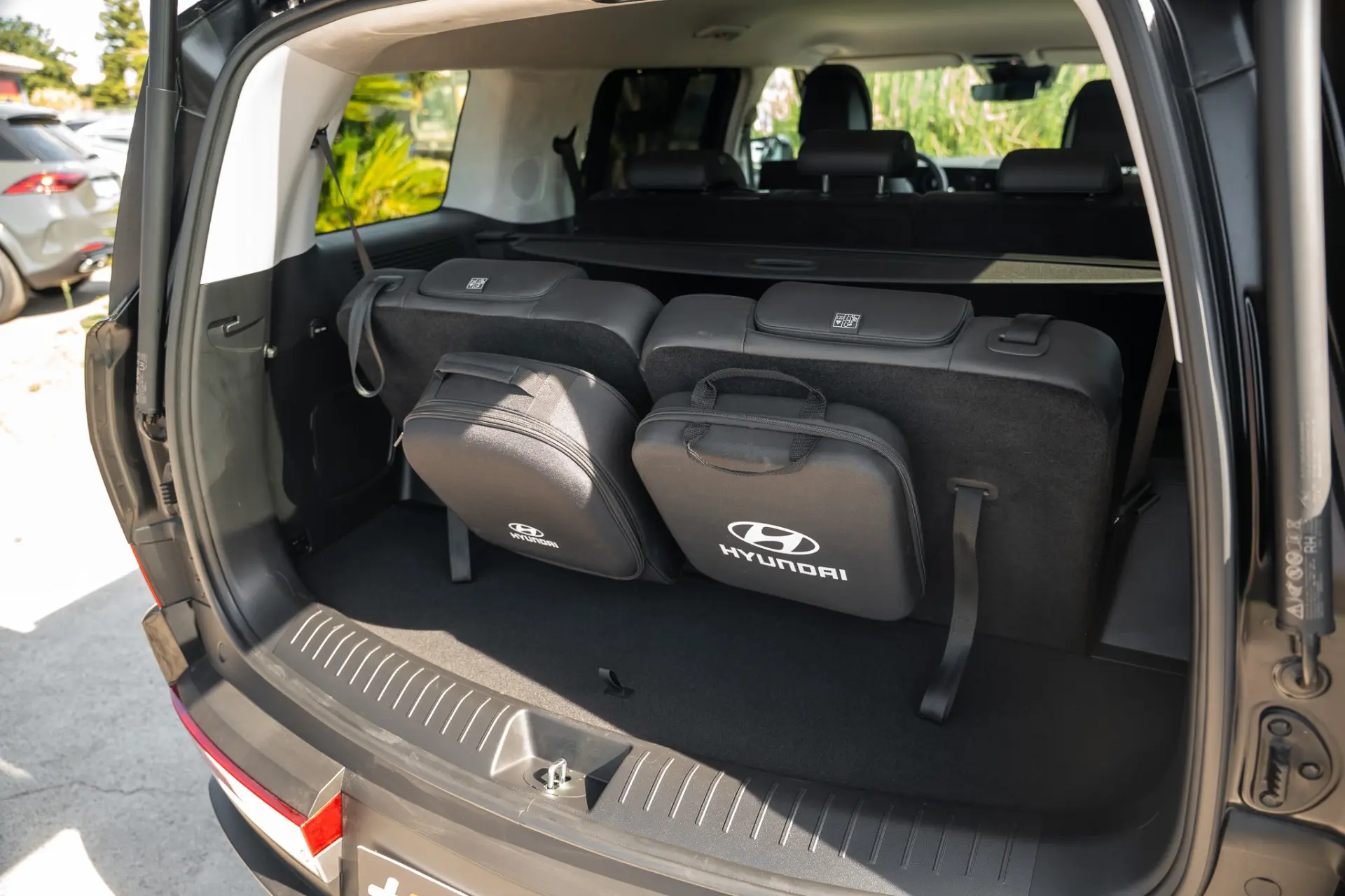 Hyundai Santa Fe 1.6 Plugin-Hybrid 4WD 7L Signature 35