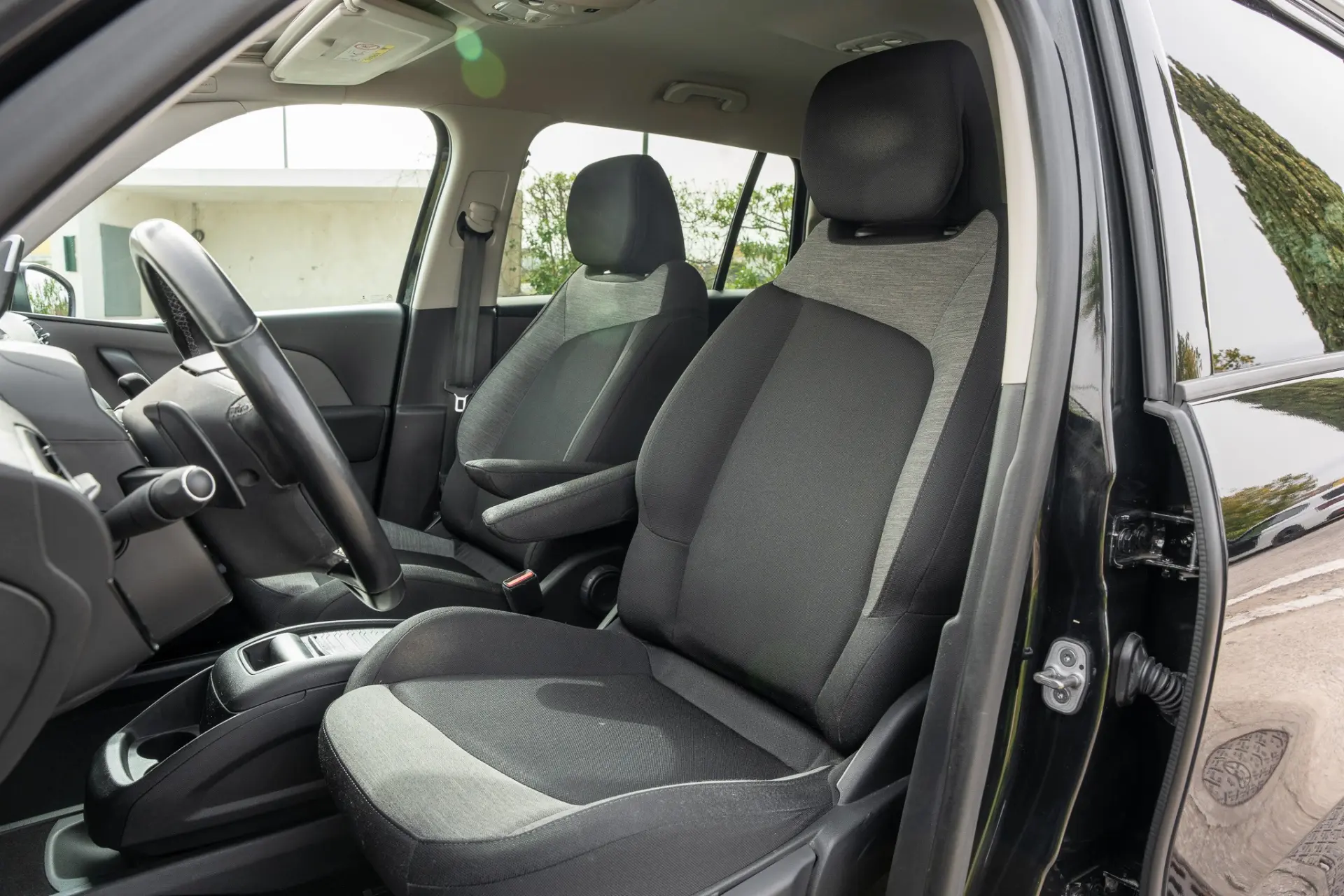 Citroën Grand C4 Spacetourer 1.5 BlueHDi Shine EAT8 14