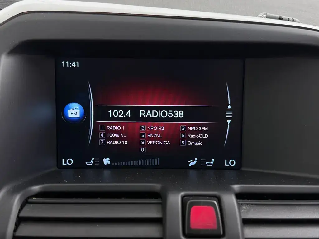 Volvo XC 60 2.0 D4 Volvo Ocean Race Geartronic 12