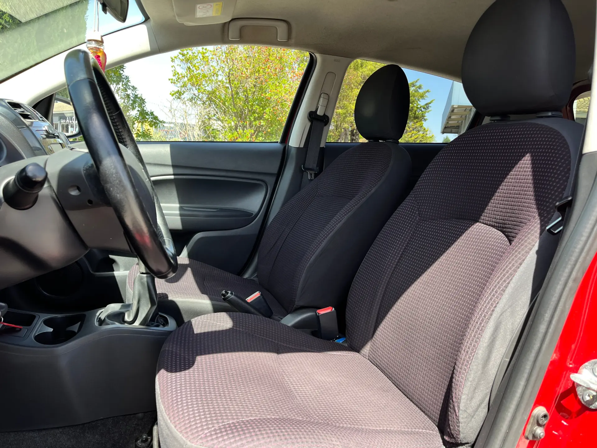 Mitsubishi Space Star 1.2 Intense 20