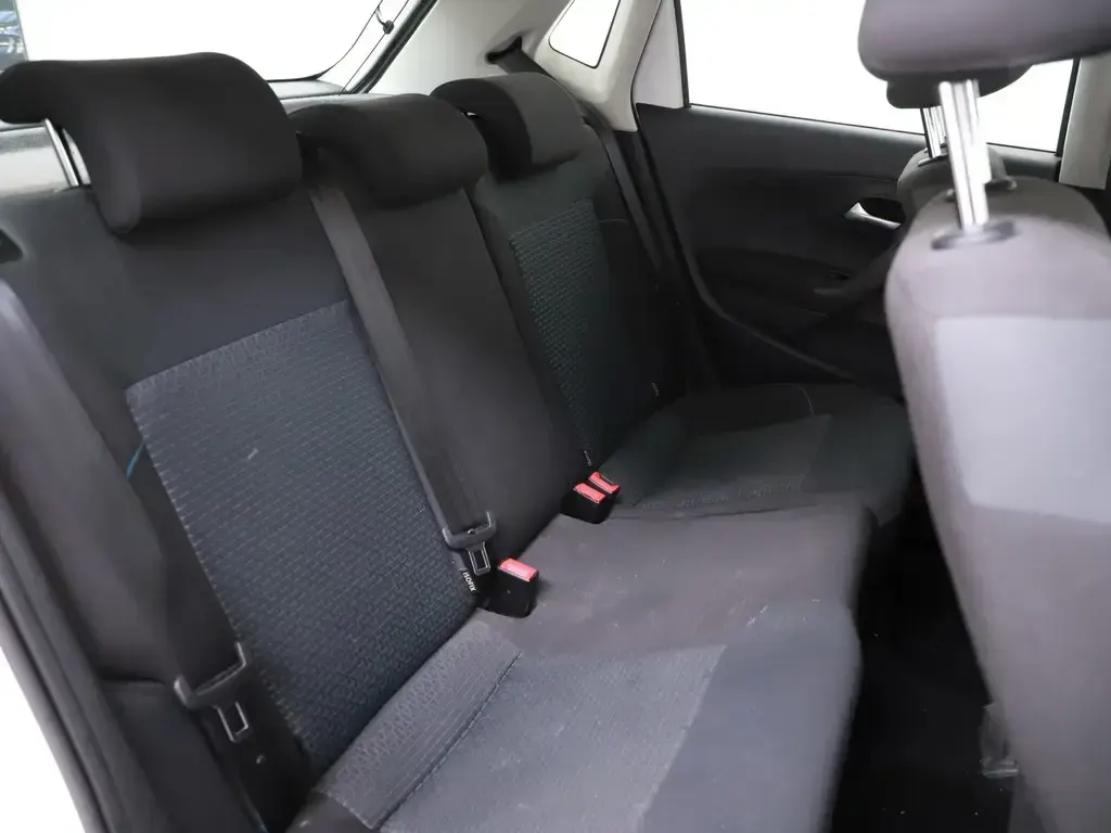 Volkswagen Polo 1.4 TDi BlueMotion 17