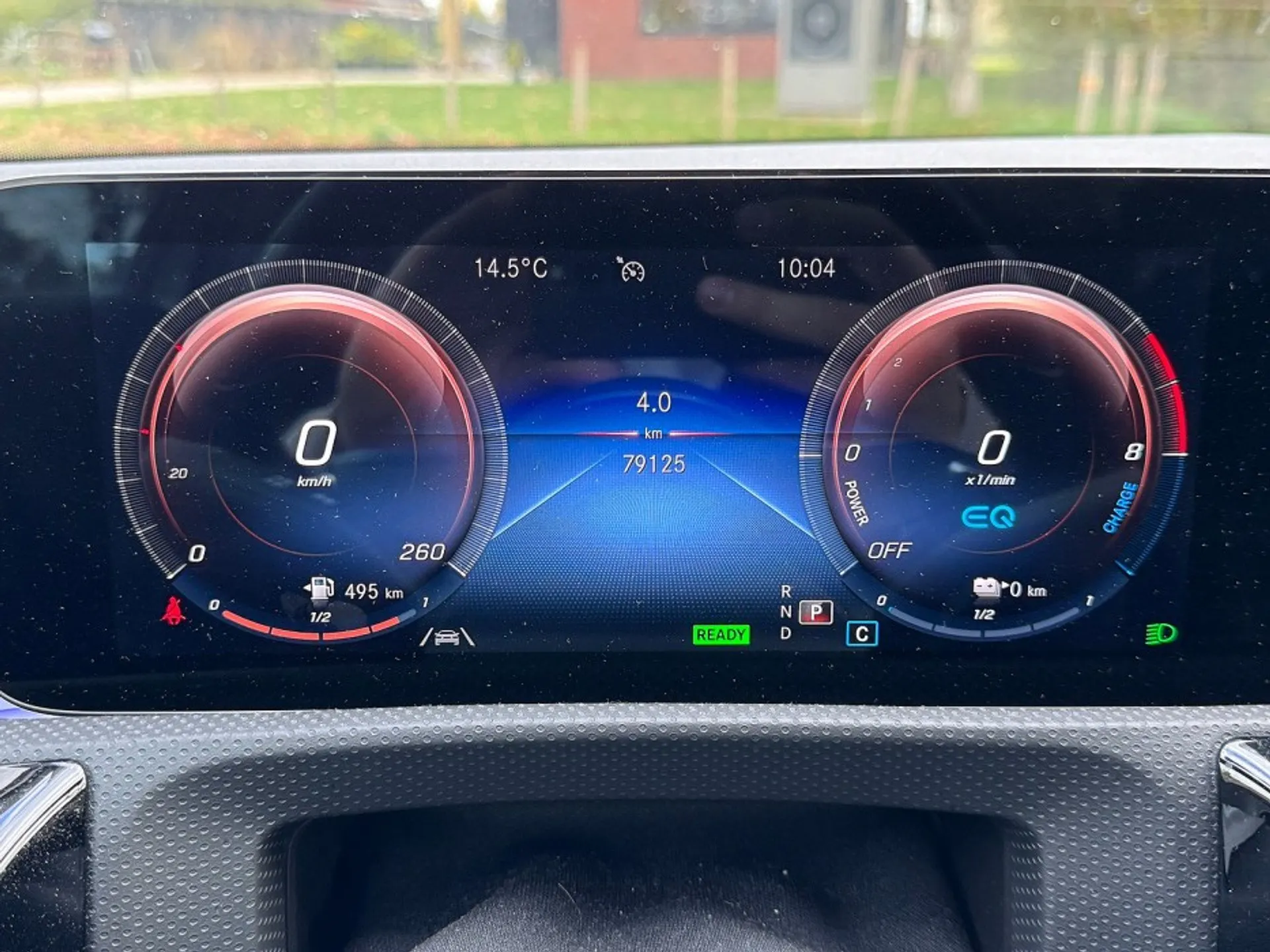 Mercedes-Benz A 250 Limousine e AMG Line 11