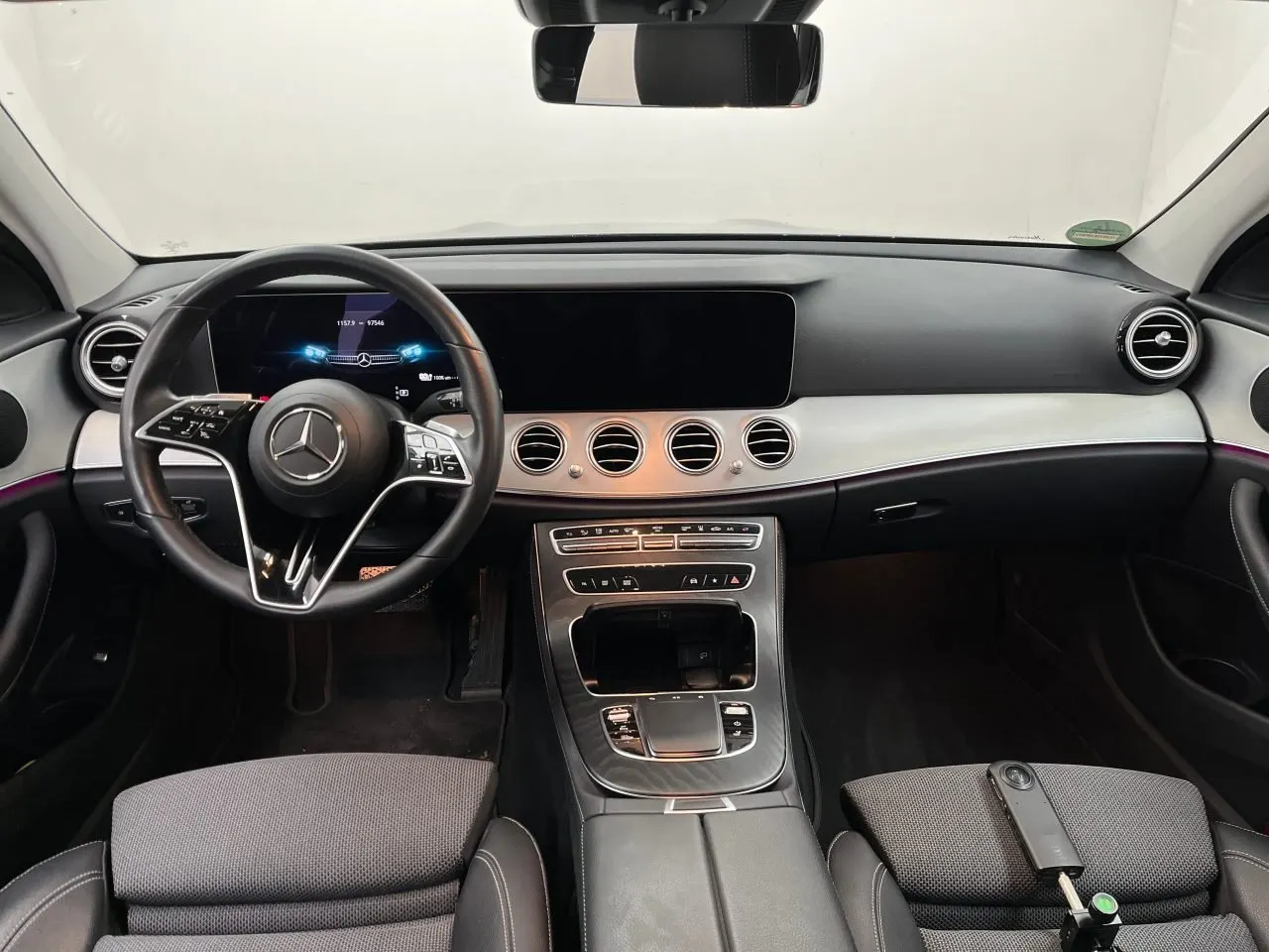 Mercedes-Benz E 300 de Avantgarde 4Matic 7